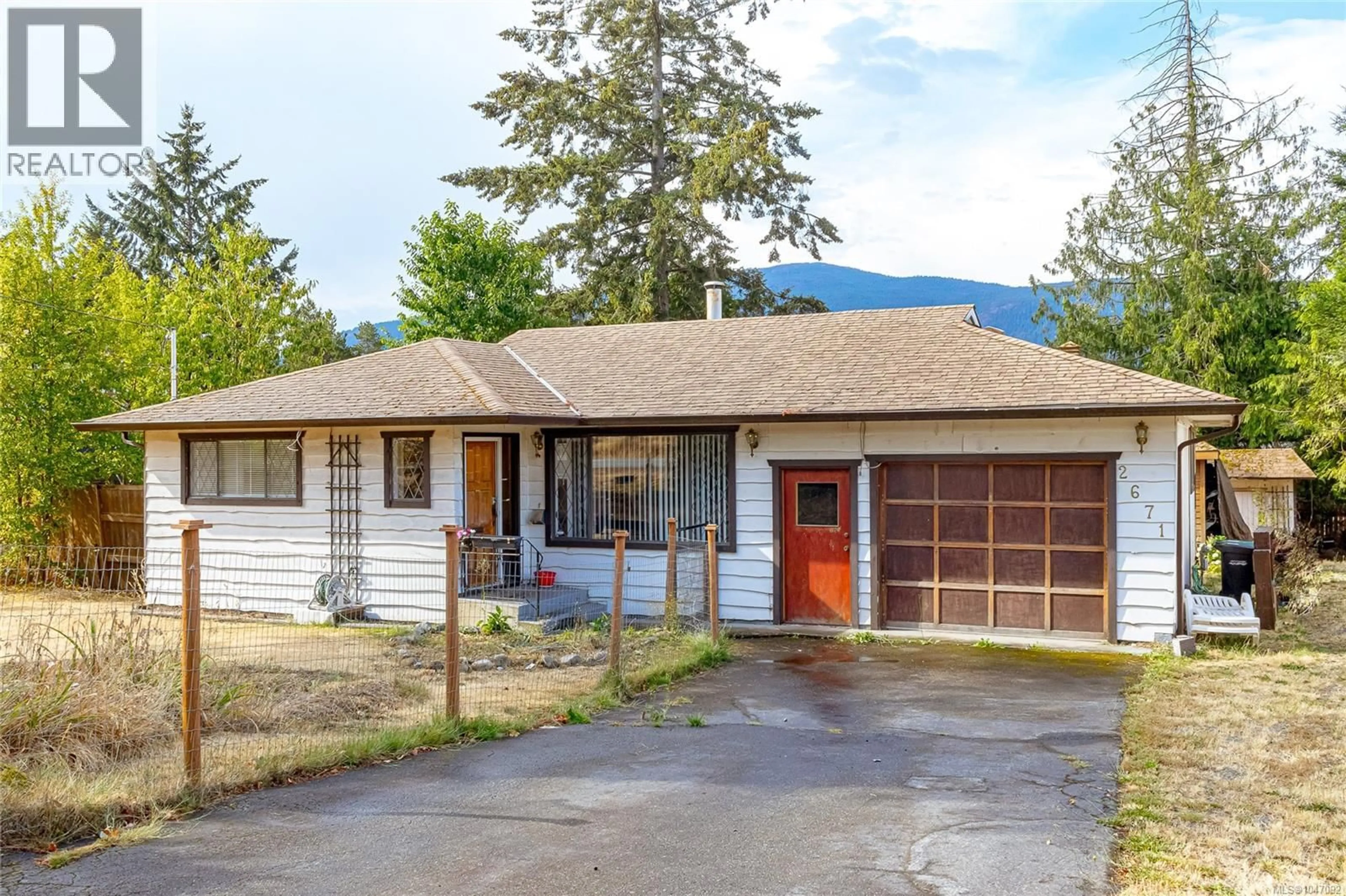 Home with vinyl exterior material, mountain view for 2671 WILLOW GROUSE CRESCENT, Nanaimo British Columbia V9T3T8