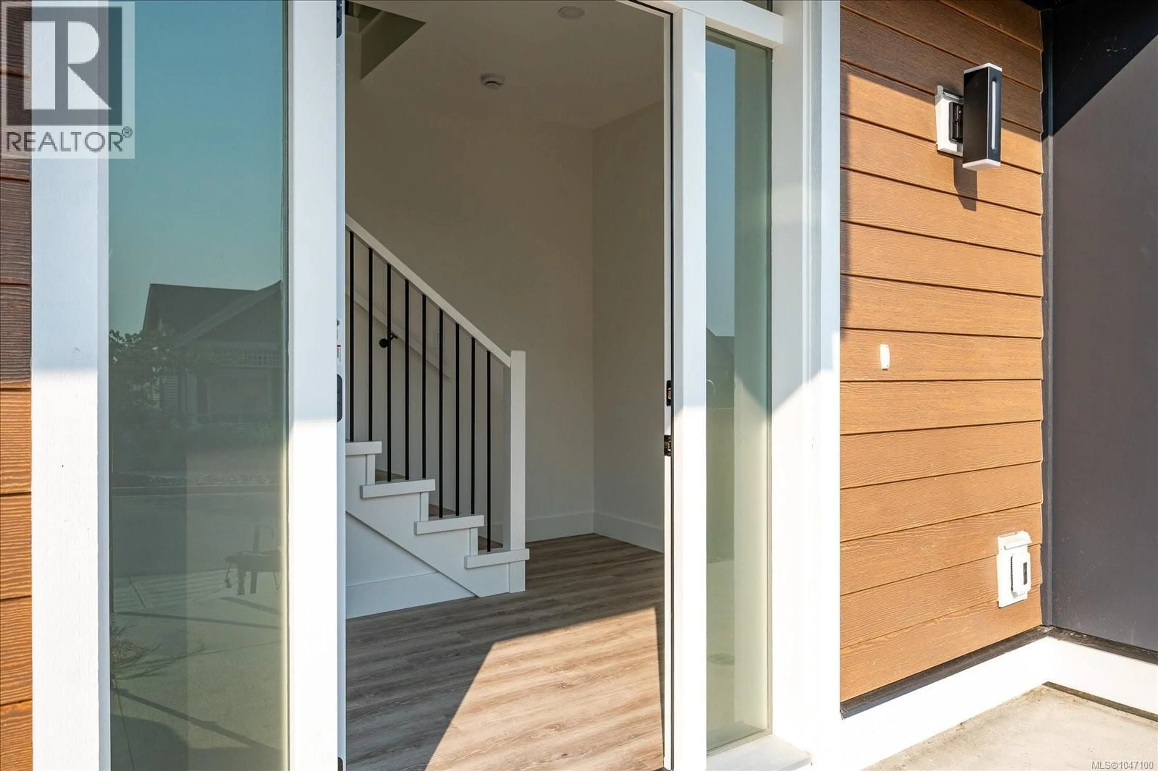 Indoor entryway for 908 CRAIG ROAD, Ladysmith British Columbia V9X1K5