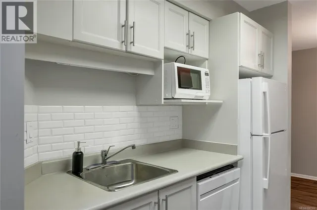 109 - 155 ERICKSON ROAD, Campbell River 4