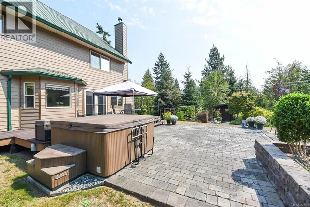 1131 HECKER ROAD, Merville 5