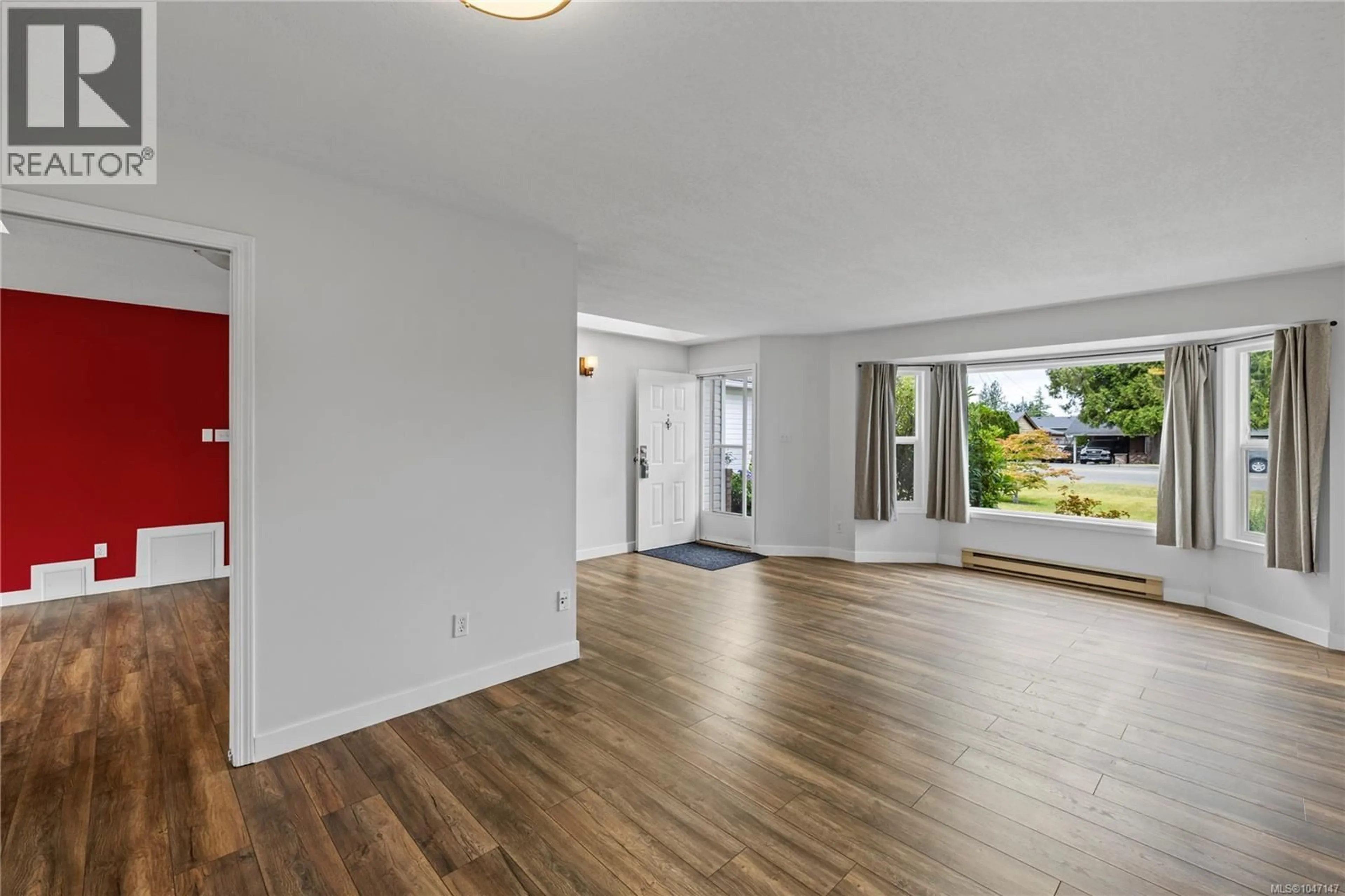 Unknown for 574 HIRST AVENUE, Parksville British Columbia V9P1H8