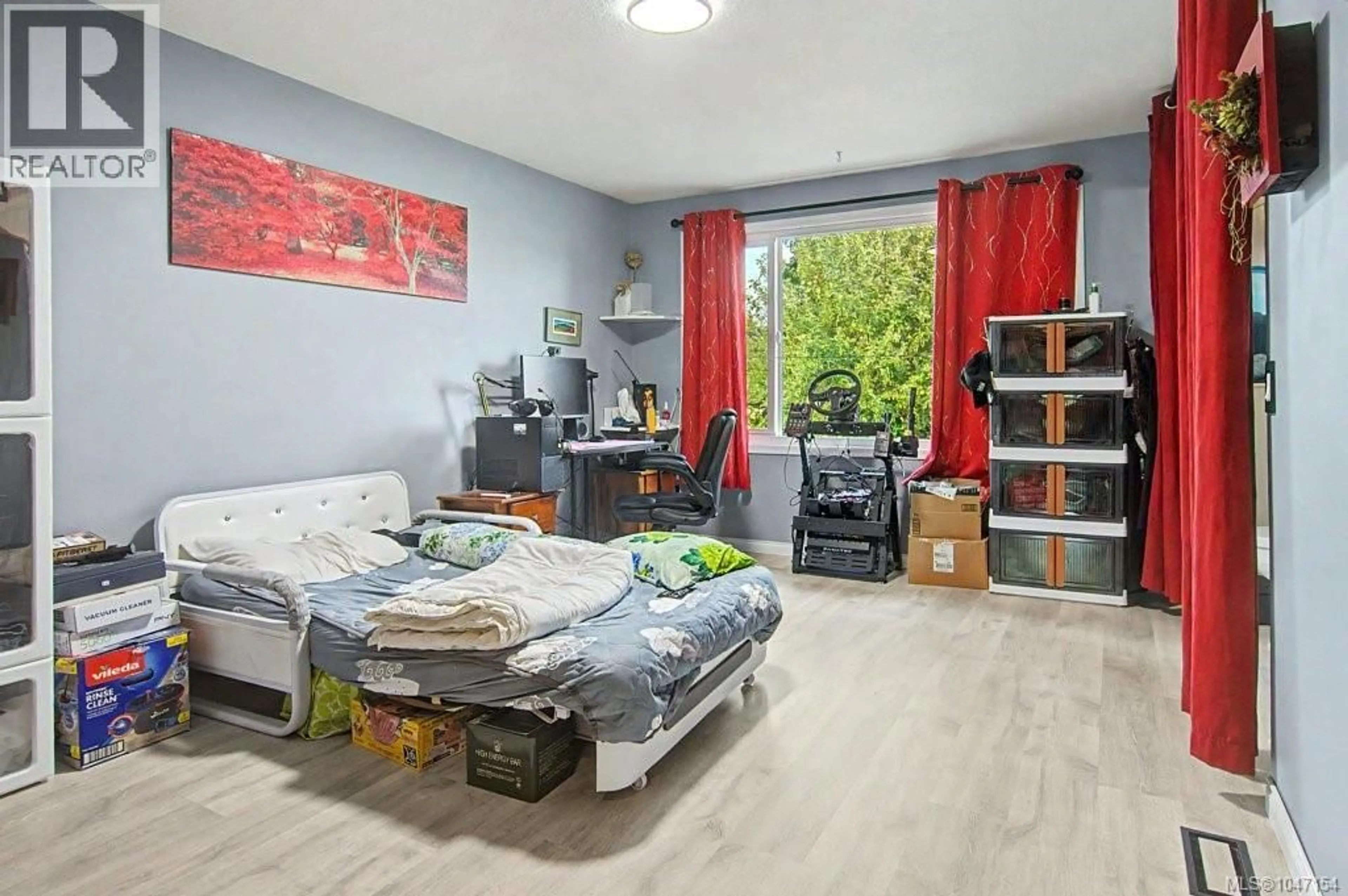 A pic of a room for 402 YOUNG STREET, Parksville British Columbia V9P1C3