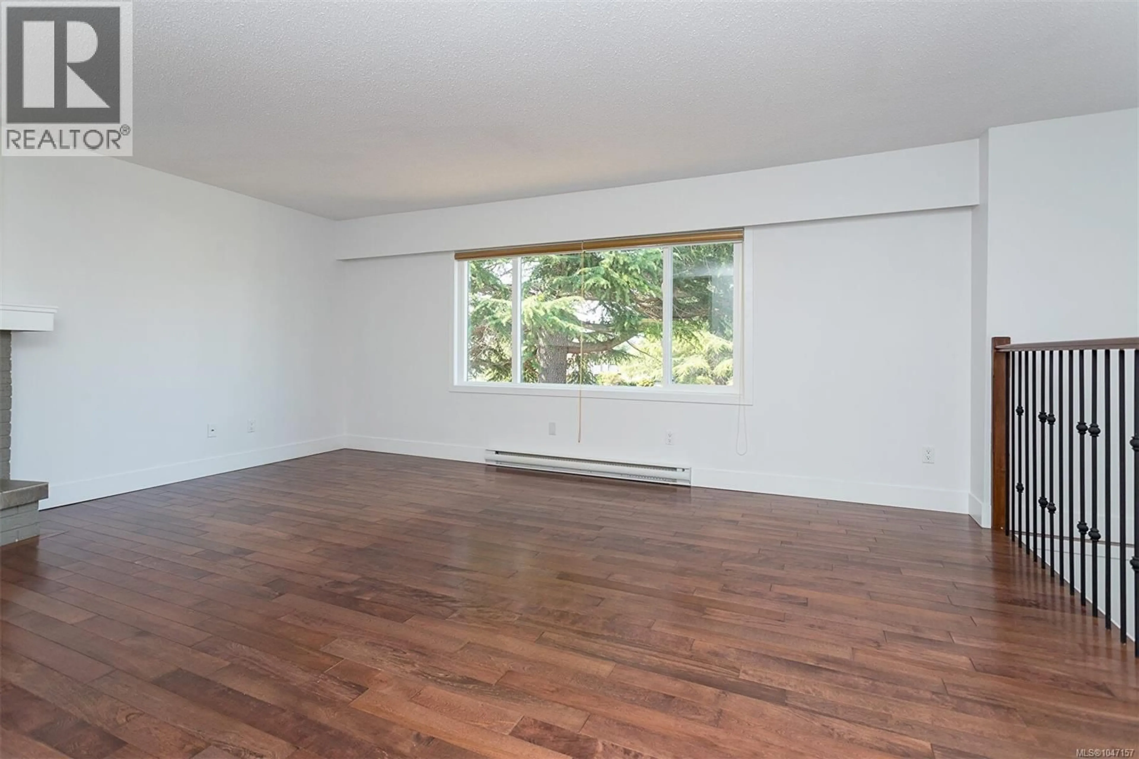 A pic of a room for 1822 FAIRHURST AVENUE, Saanich British Columbia V8N1P4