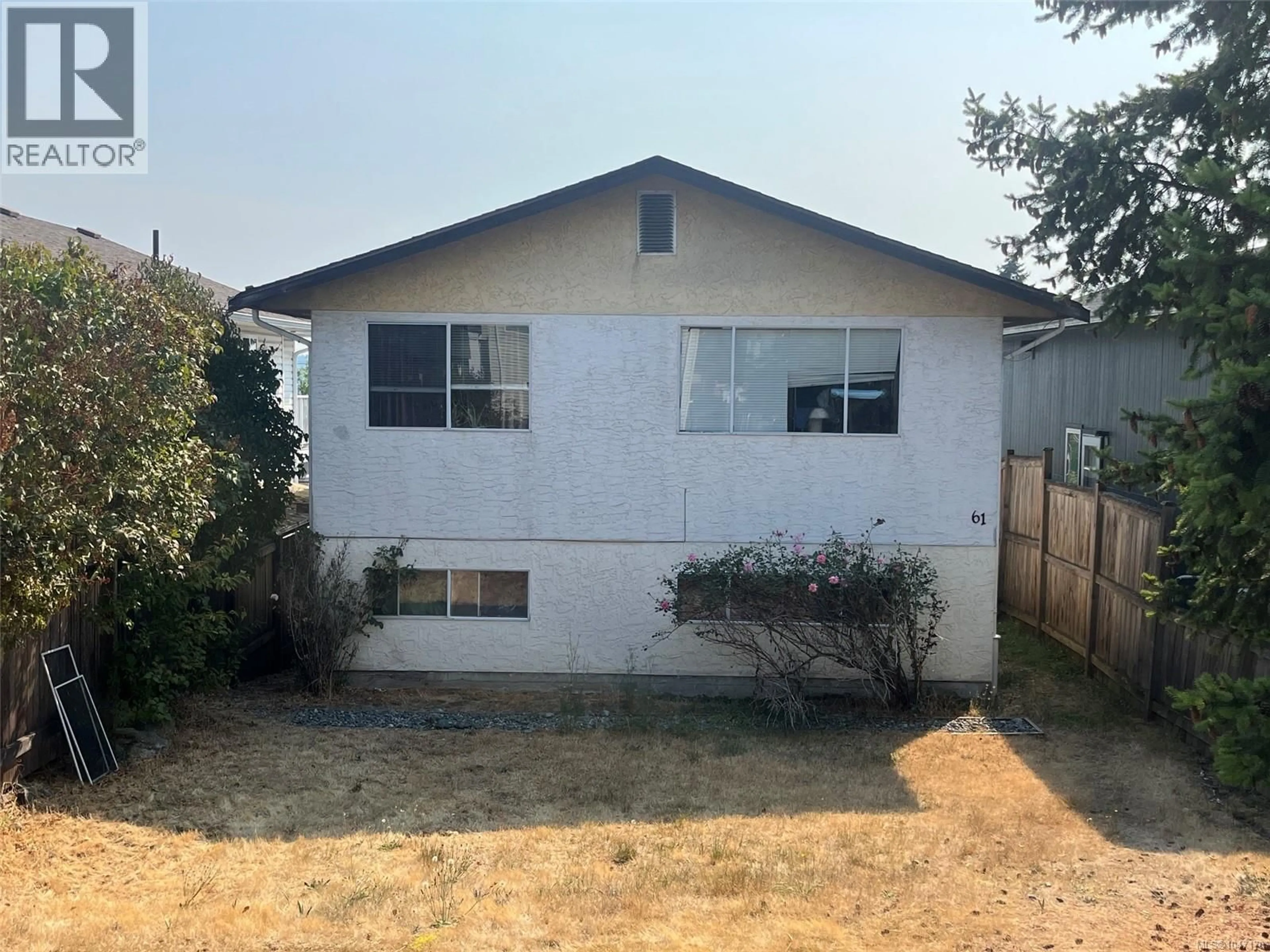 Home with vinyl exterior material, unknown for 61 VIEW STREET, Nanaimo British Columbia V9R4N3