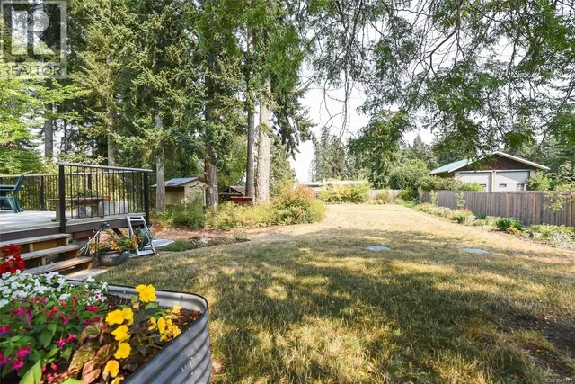 8892 HENDERSON AVENUE, Black Creek 5