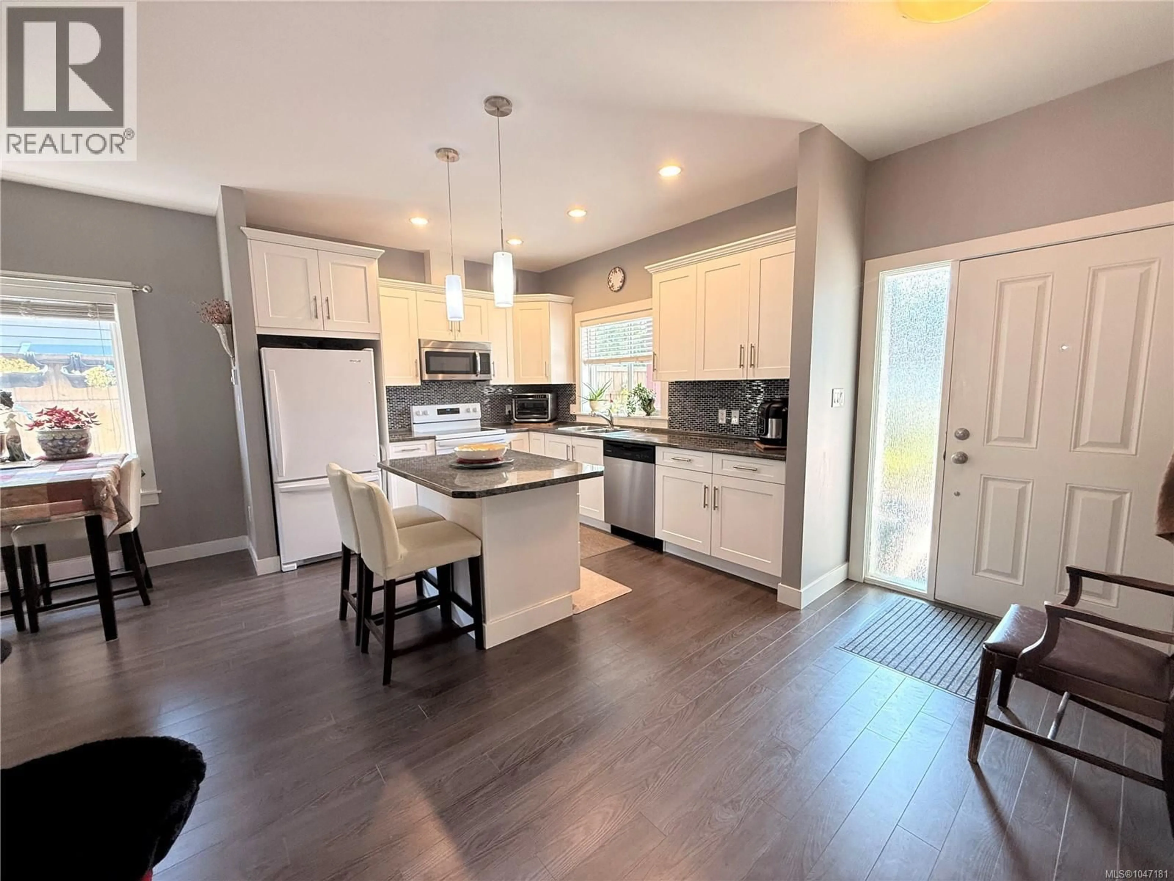 Open concept kitchen, unknown for 2232 BOURBON ROAD, Nanaimo British Columbia V9S0B8