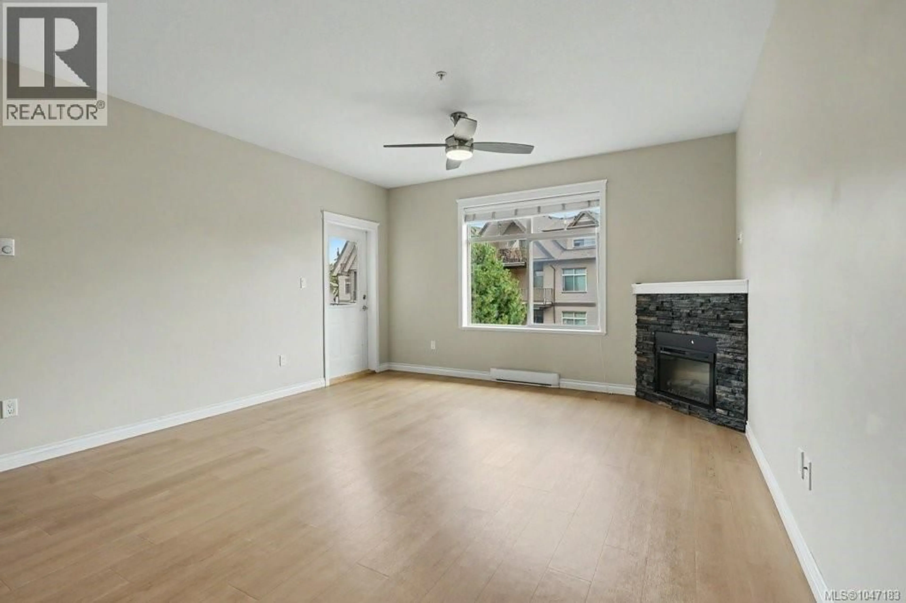 A pic of a room for 307 - 2117 MEREDITH ROAD, Nanaimo British Columbia V9S2N2