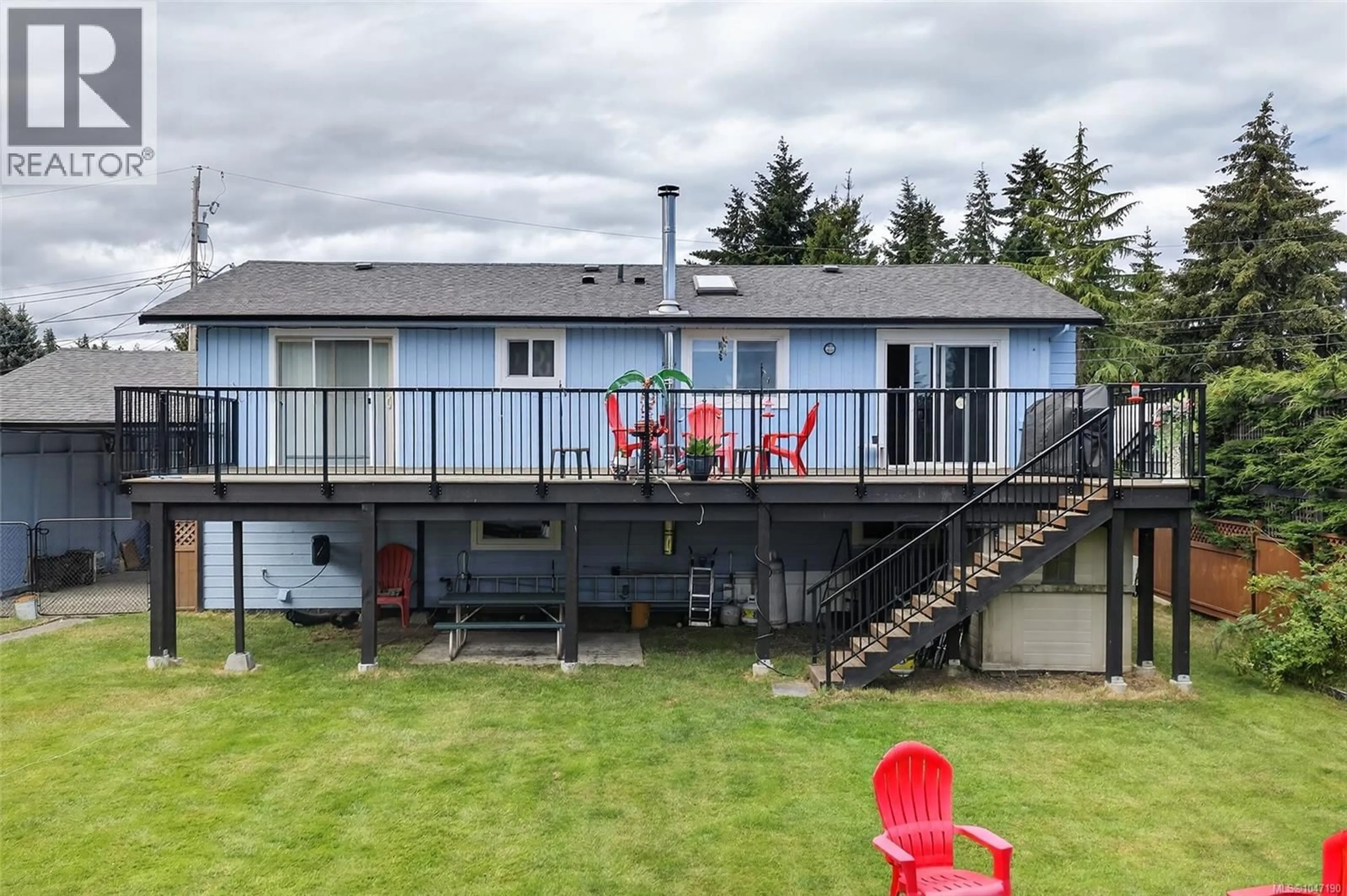 A pic from outside/outdoor area/front of a property/back of a property/a pic from drone, water/lake/river/ocean view for 1215 GILLEY CRESCENT, Parksville British Columbia V9P1W4