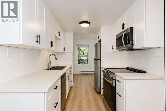 13 - 3230 RUTLEDGE STREET, Saanich 2