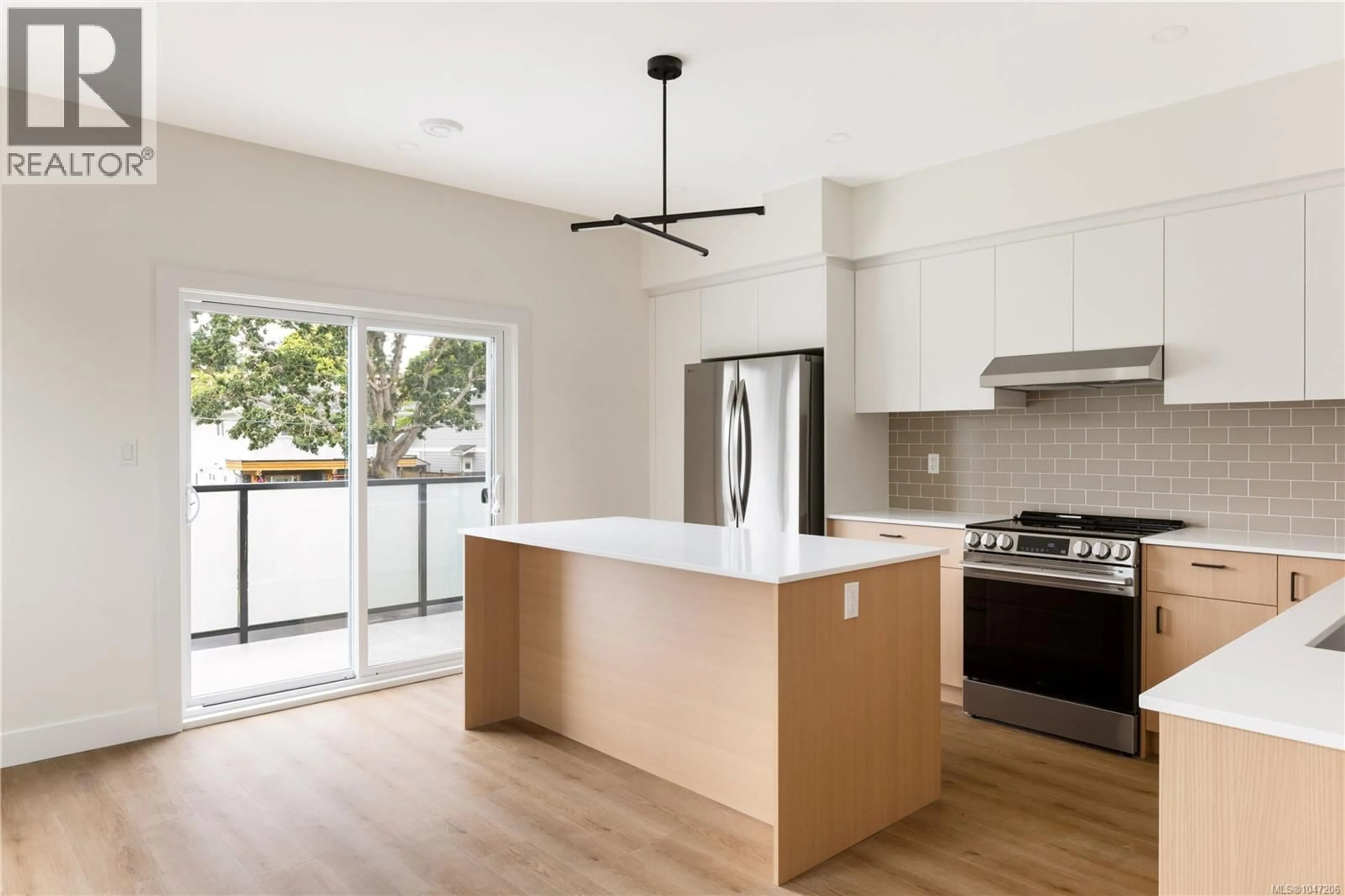 Open concept kitchen, unknown for 1 - 913 DALE STREET, Saanich British Columbia V8X2V9