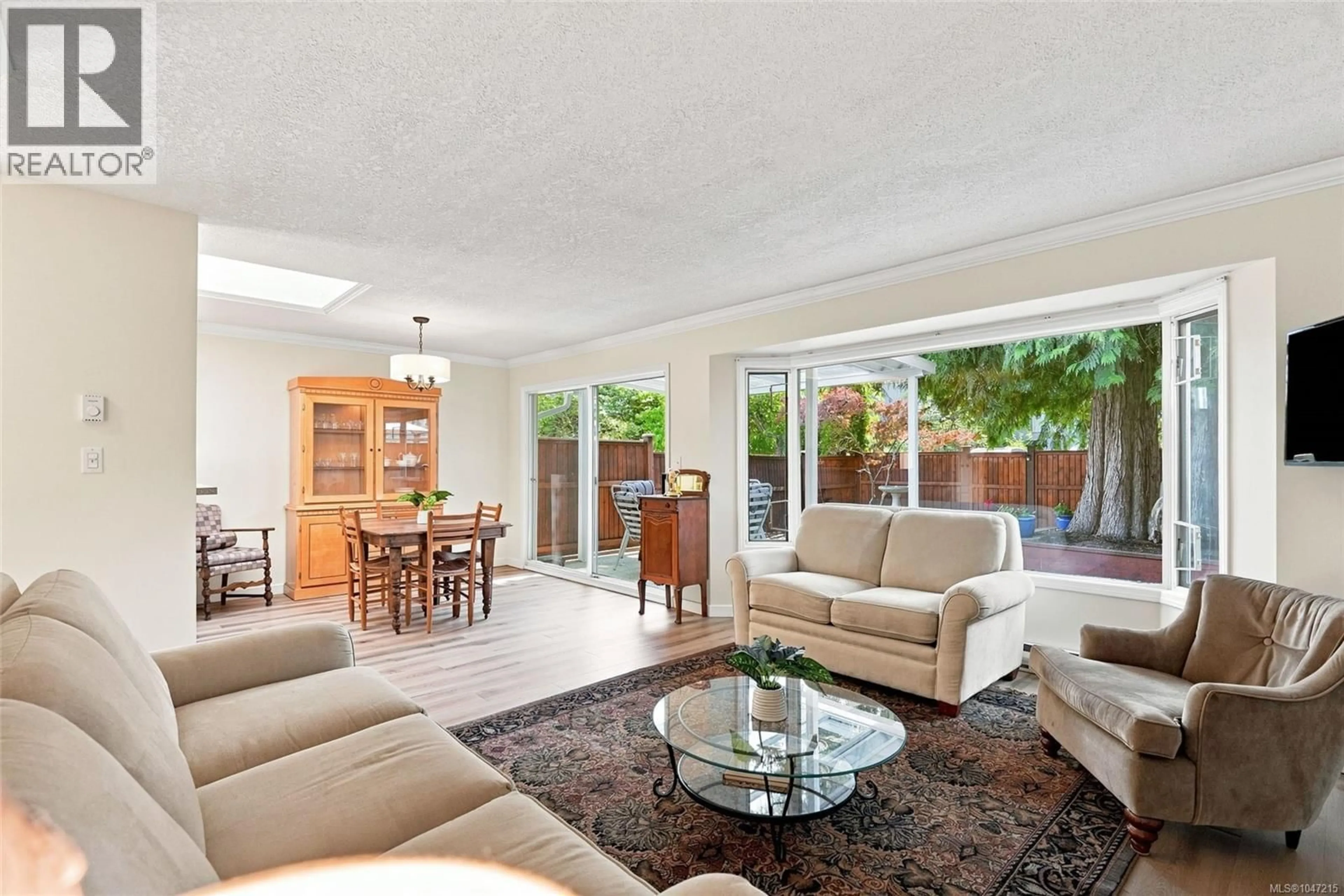 Living room with furniture, unknown for 7 - 144 FOURTH AVENUE EAST, Qualicum Beach British Columbia V9K1N6