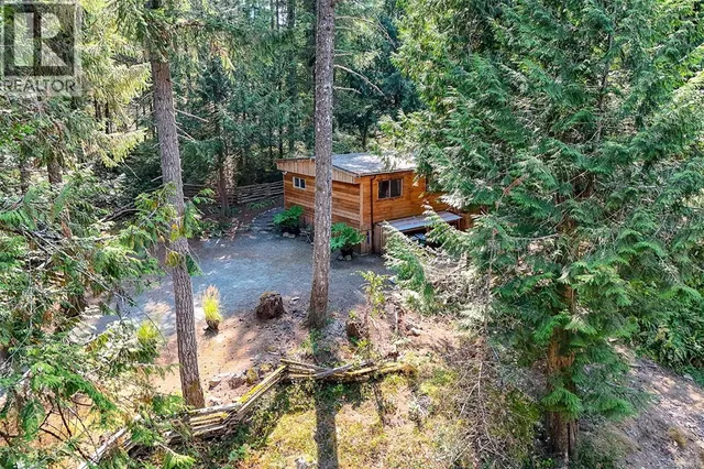 2051 MAY AVENUE, Shawnigan Lake 5