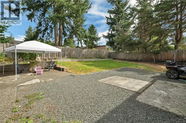 696 SHELLBOURNE BOULEVARD, Campbell River 4