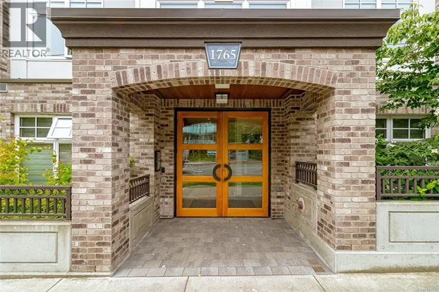 105 - 1765 OAK BAY AVENUE, Victoria 5