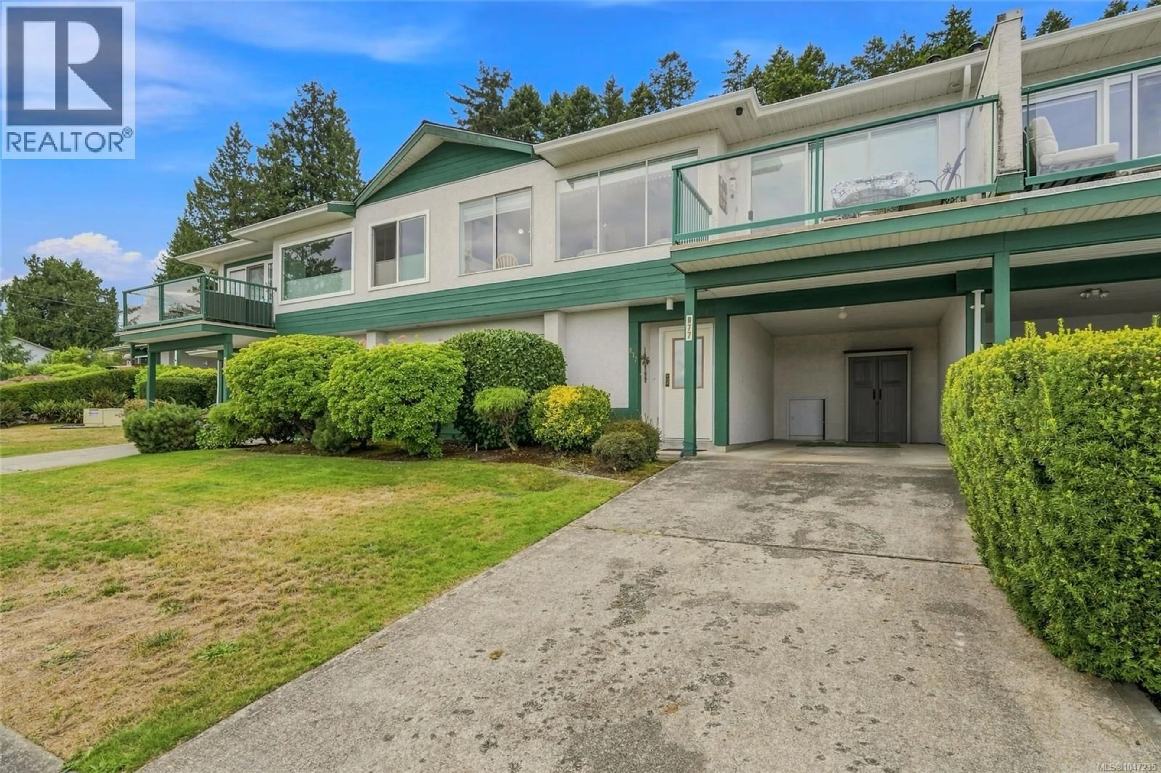 A pic from outside/outdoor area/front of a property/back of a property/a pic from drone, unknown for 977 HIGHVIEW TERRACE, Nanaimo British Columbia V9R6K5