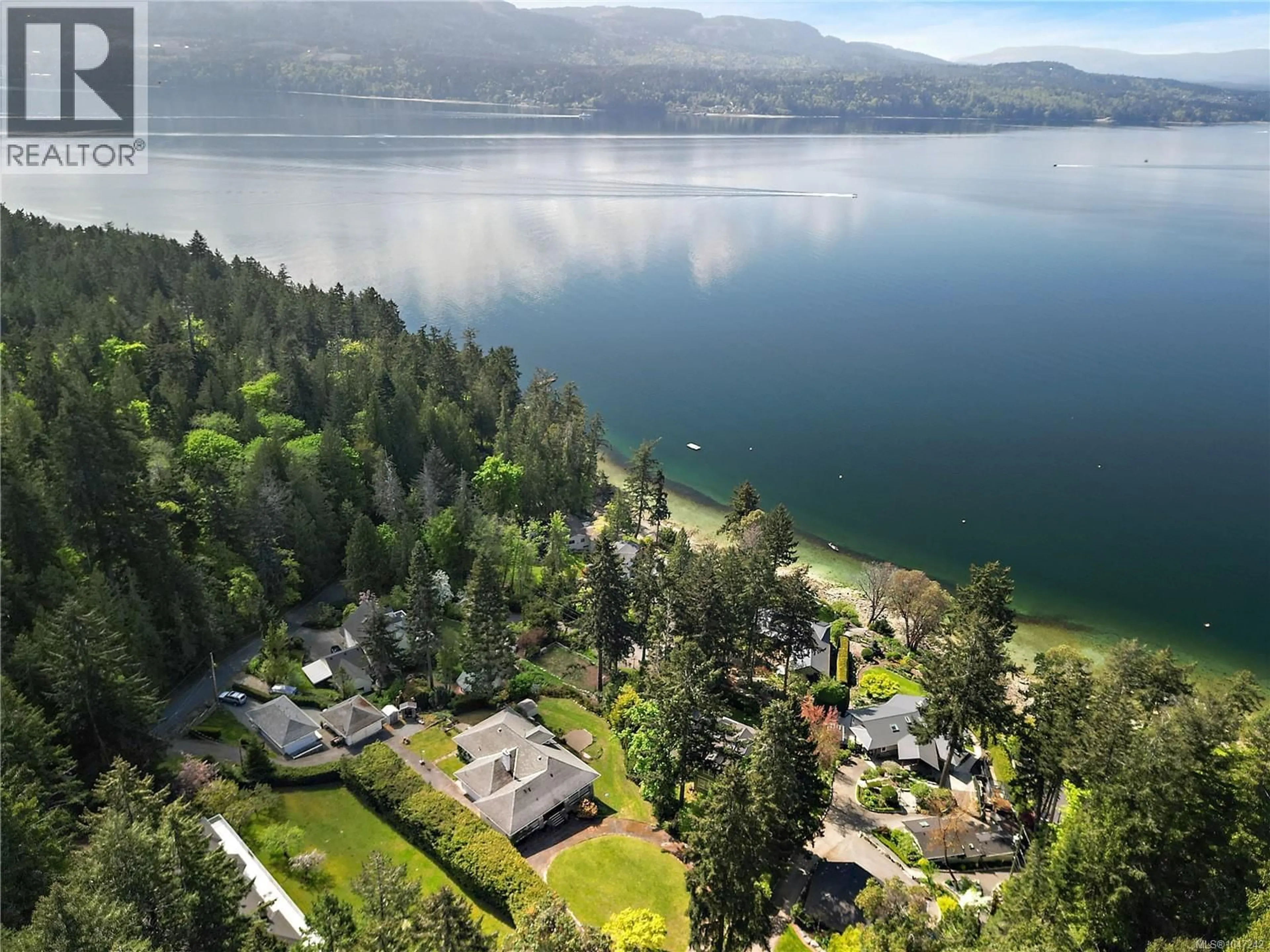 A pic from outside/outdoor area/front of a property/back of a property/a pic from drone, water/lake/river/ocean view for 600 SEACLIFFE ROAD, North Saanich British Columbia V8L5W1