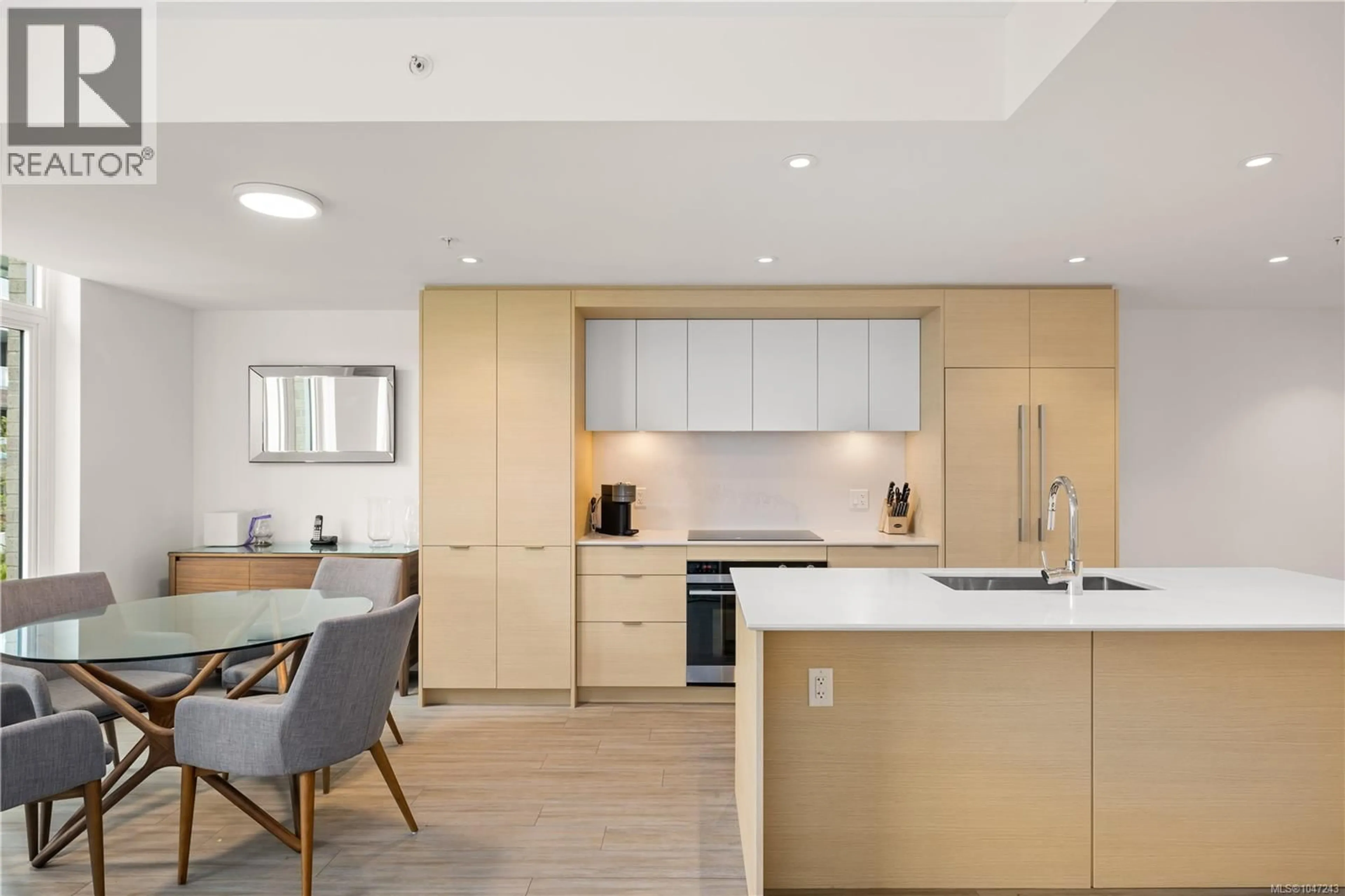 Unknown for 403 - 848 YATES STREET, Victoria British Columbia V8W0G2