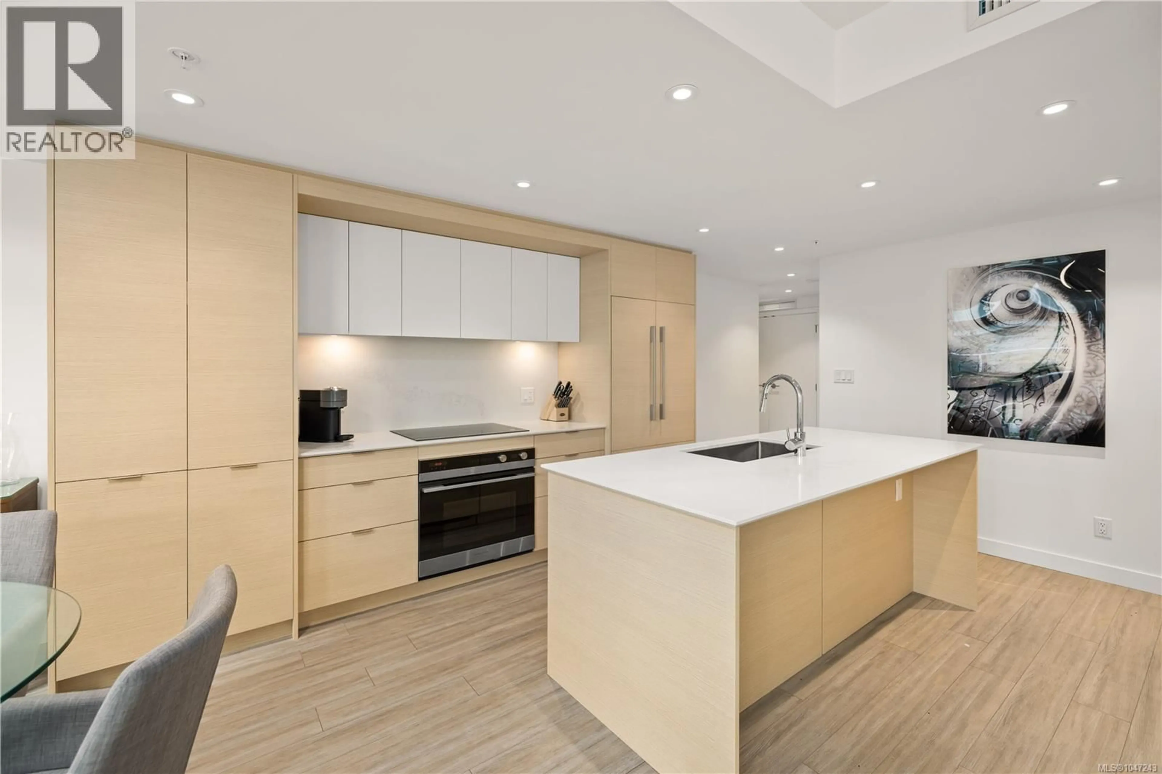 Contemporary kitchen, unknown for 403 - 848 YATES STREET, Victoria British Columbia V8W0G2
