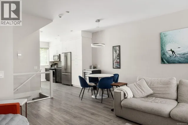 105 - 694 HOYLAKE AVENUE, Langford 4