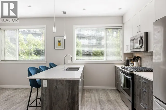 105 - 694 HOYLAKE AVENUE, Langford 5