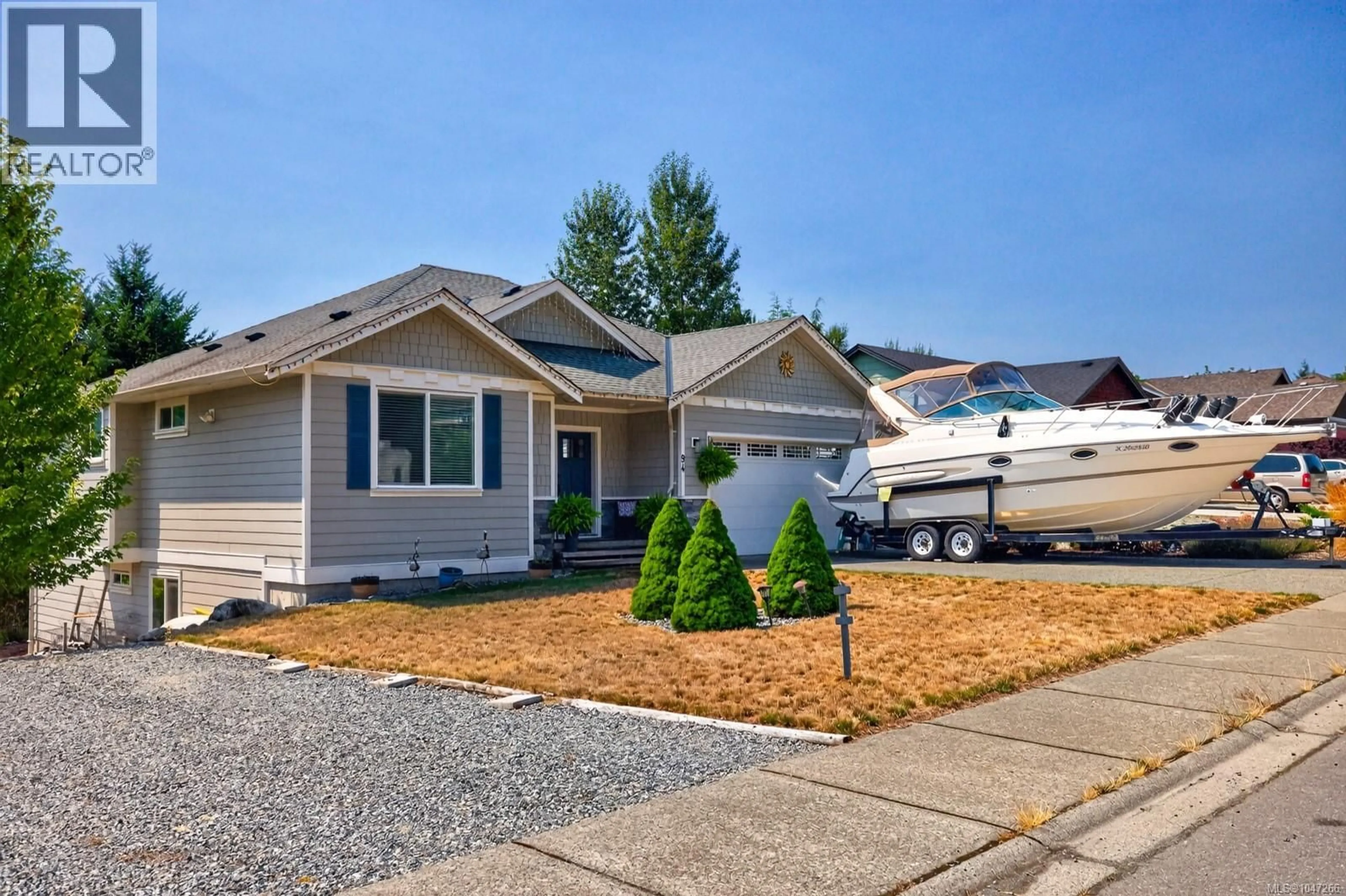 Home with vinyl exterior material, water/lake/river/ocean view for 94 BEECH CRESCENT, Lake Cowichan British Columbia V0R2G1