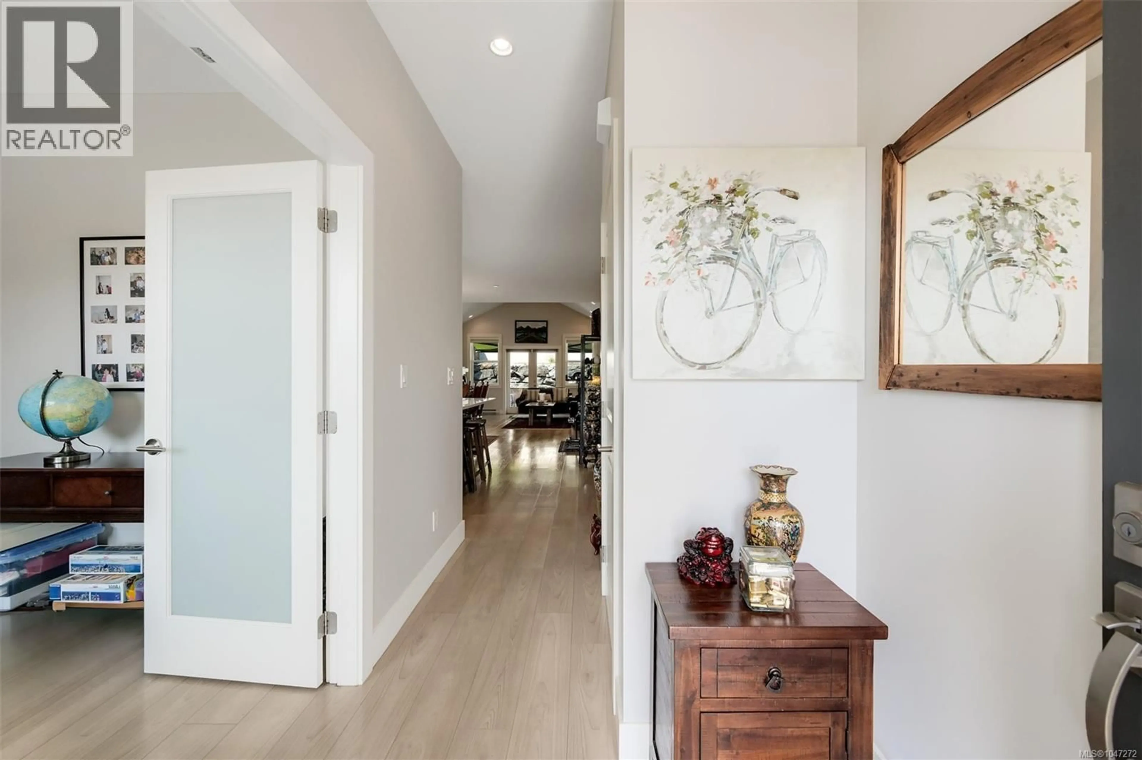 Indoor entryway for 6524 ARRANWOOD DRIVE, Sooke British Columbia V9Z0W3