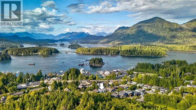 607 PFEIFFER CRESCENT, Tofino 3