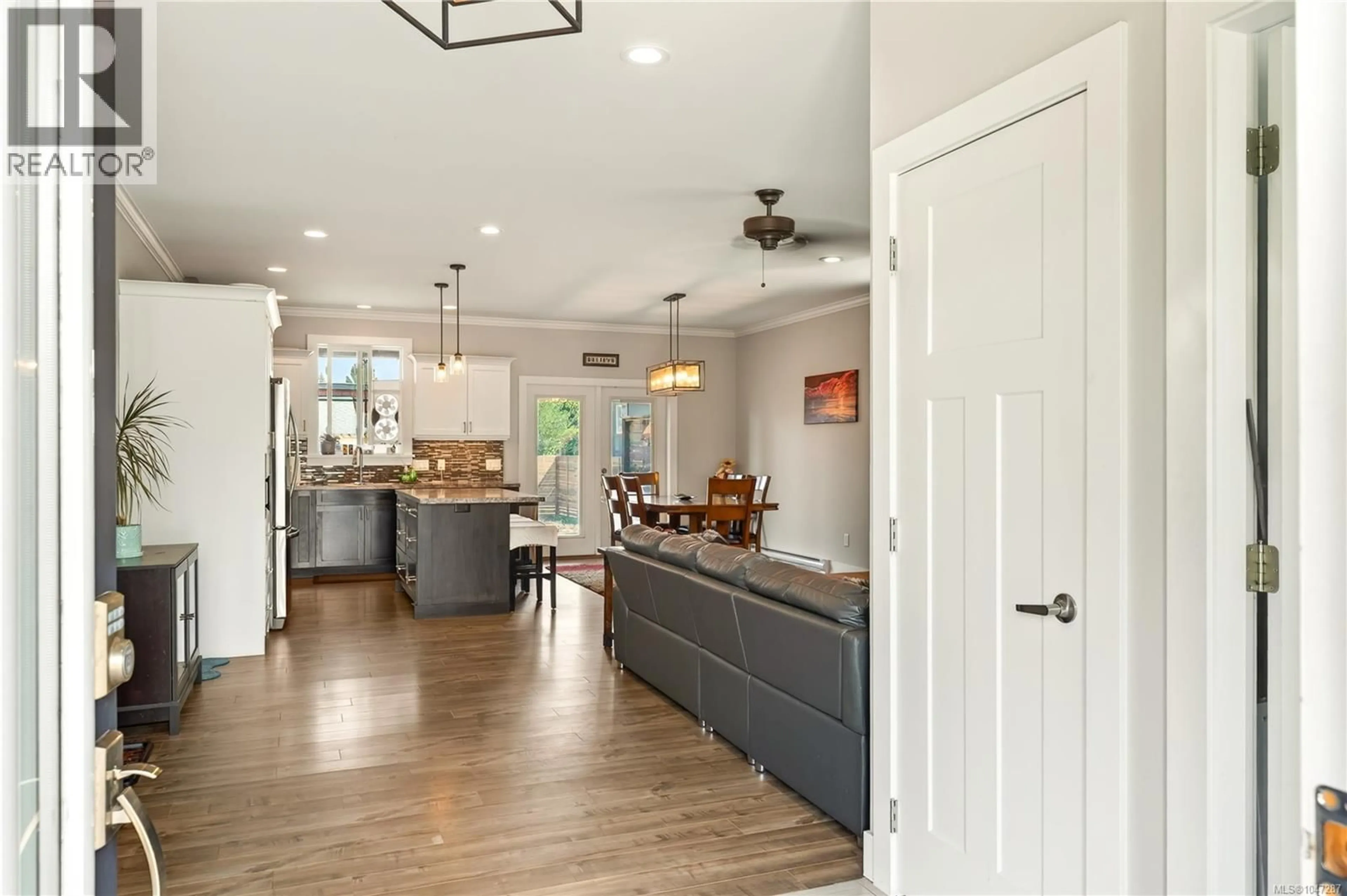 Open concept kitchen, unknown for 374 SHEPHERD AVENUE, Nanaimo British Columbia V9R3X1