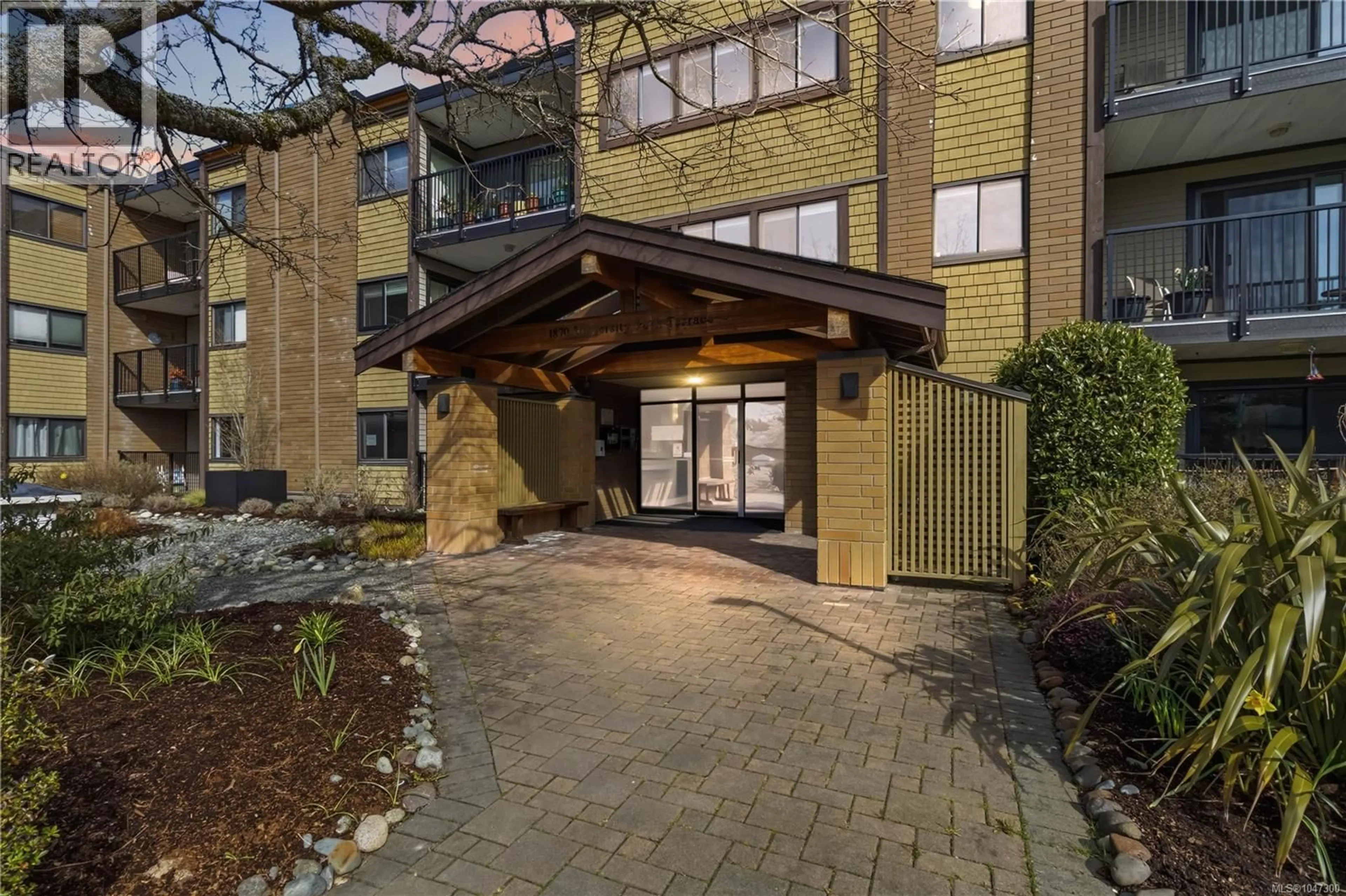 Unknown for 224 - 1870 MCKENZIE AVENUE, Saanich British Columbia V8N4X3