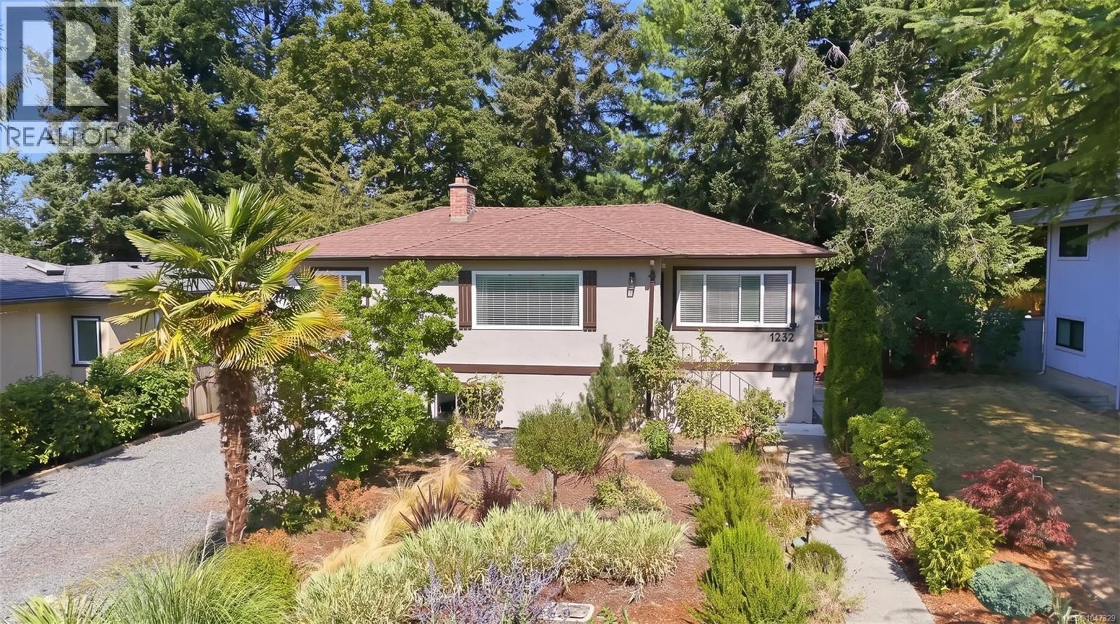 Unknown for 1232 PEARCE CRESCENT, Saanich British Columbia V8X3S9