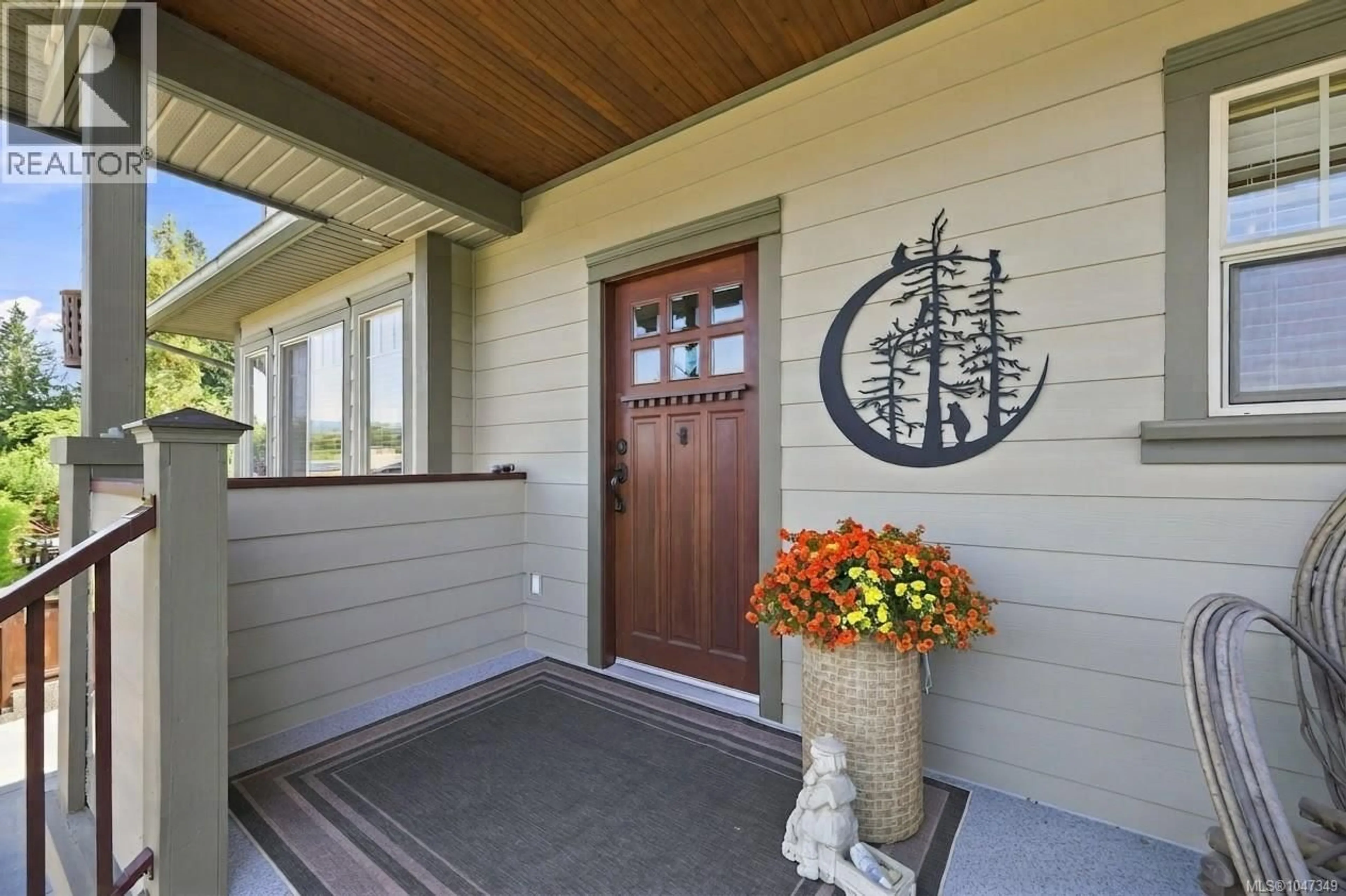 Indoor entryway for 1726B PAVENHAM ROAD, Cowichan Bay British Columbia V0R1N1