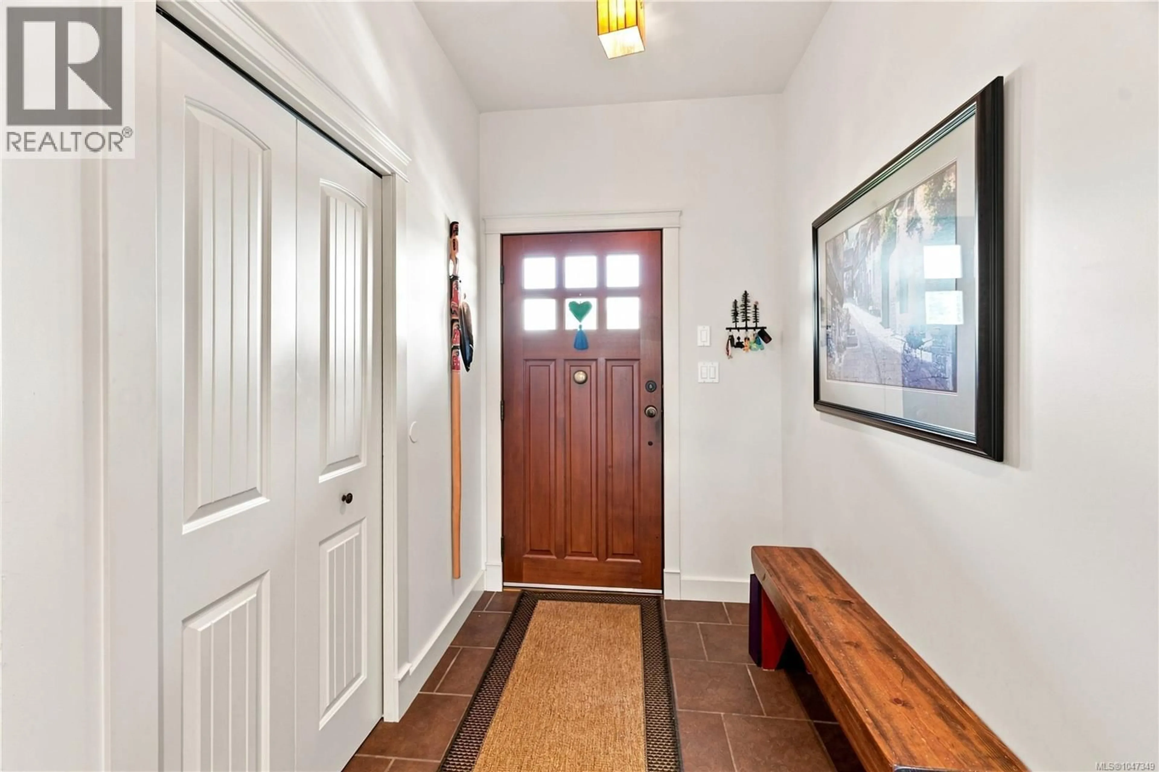 Indoor entryway for 1726B PAVENHAM ROAD, Cowichan Bay British Columbia V0R1N1