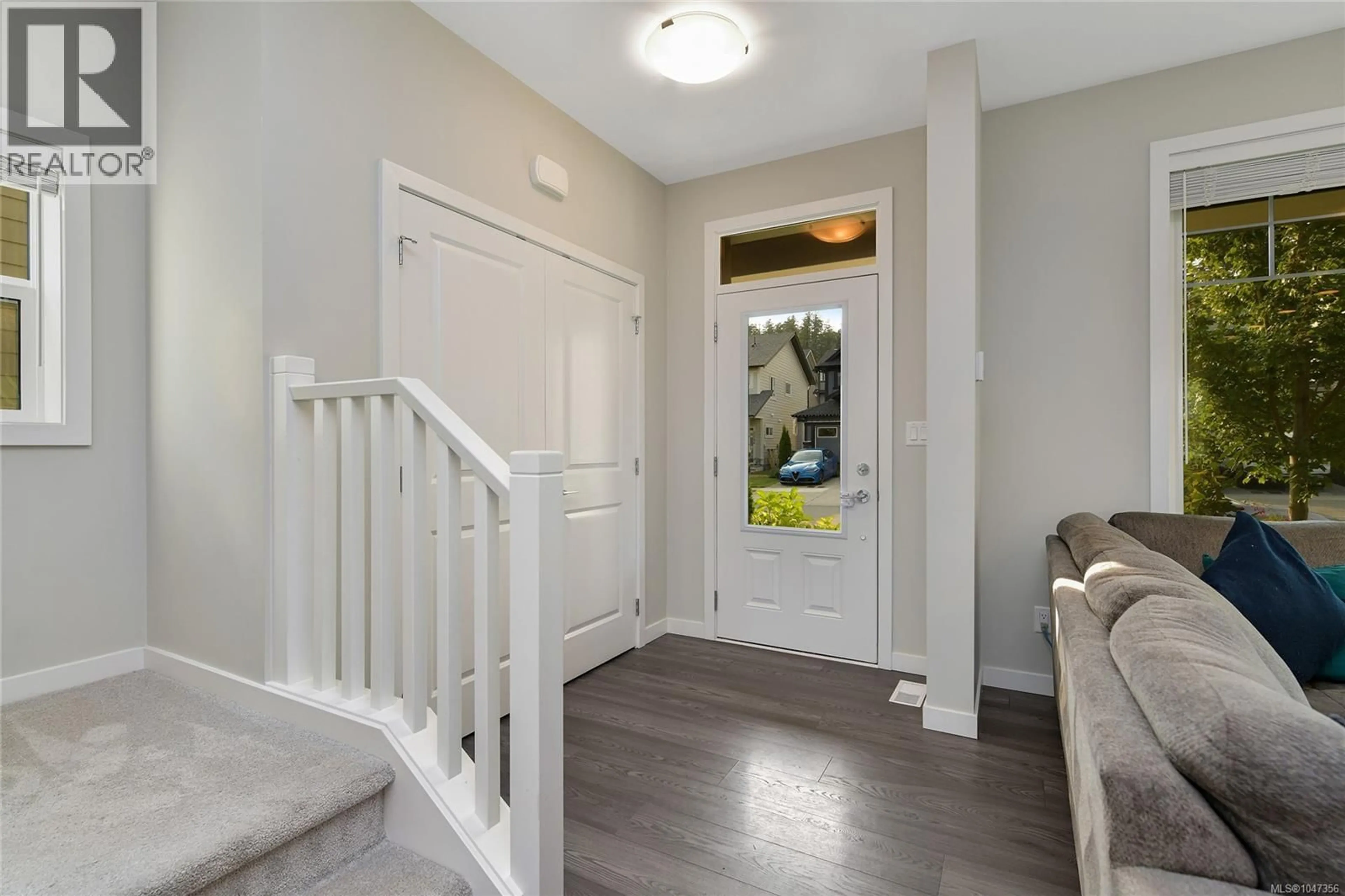 Indoor entryway for 3377 SANDPIPER STREET, Colwood British Columbia V9C0R5