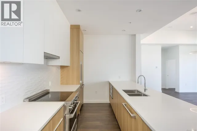 407 - 9570 FIFTH STREET, Sidney 3
