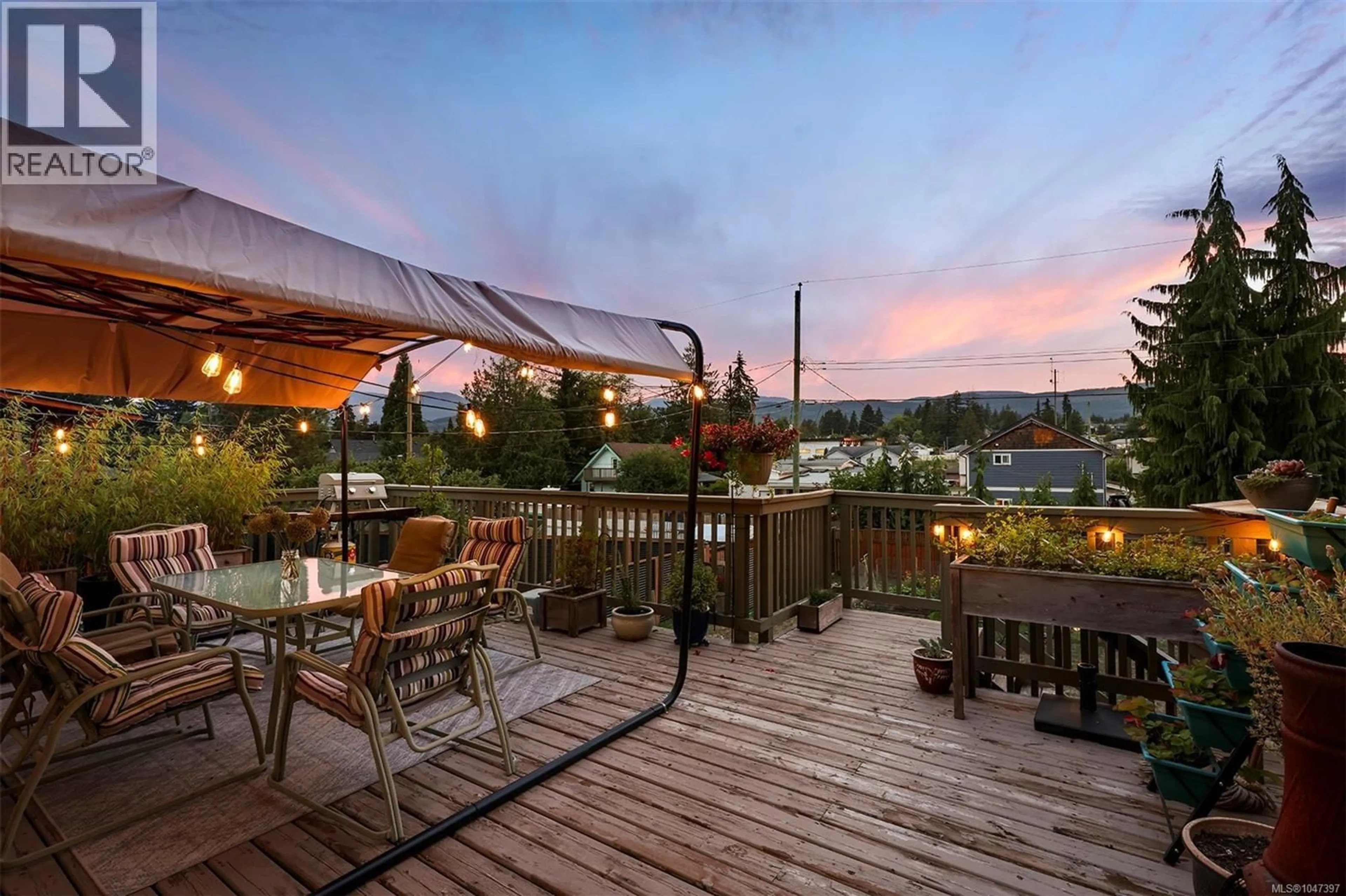 Patio, unknown for 3391 BEVAN ROAD, Cumberland British Columbia V0R1S0