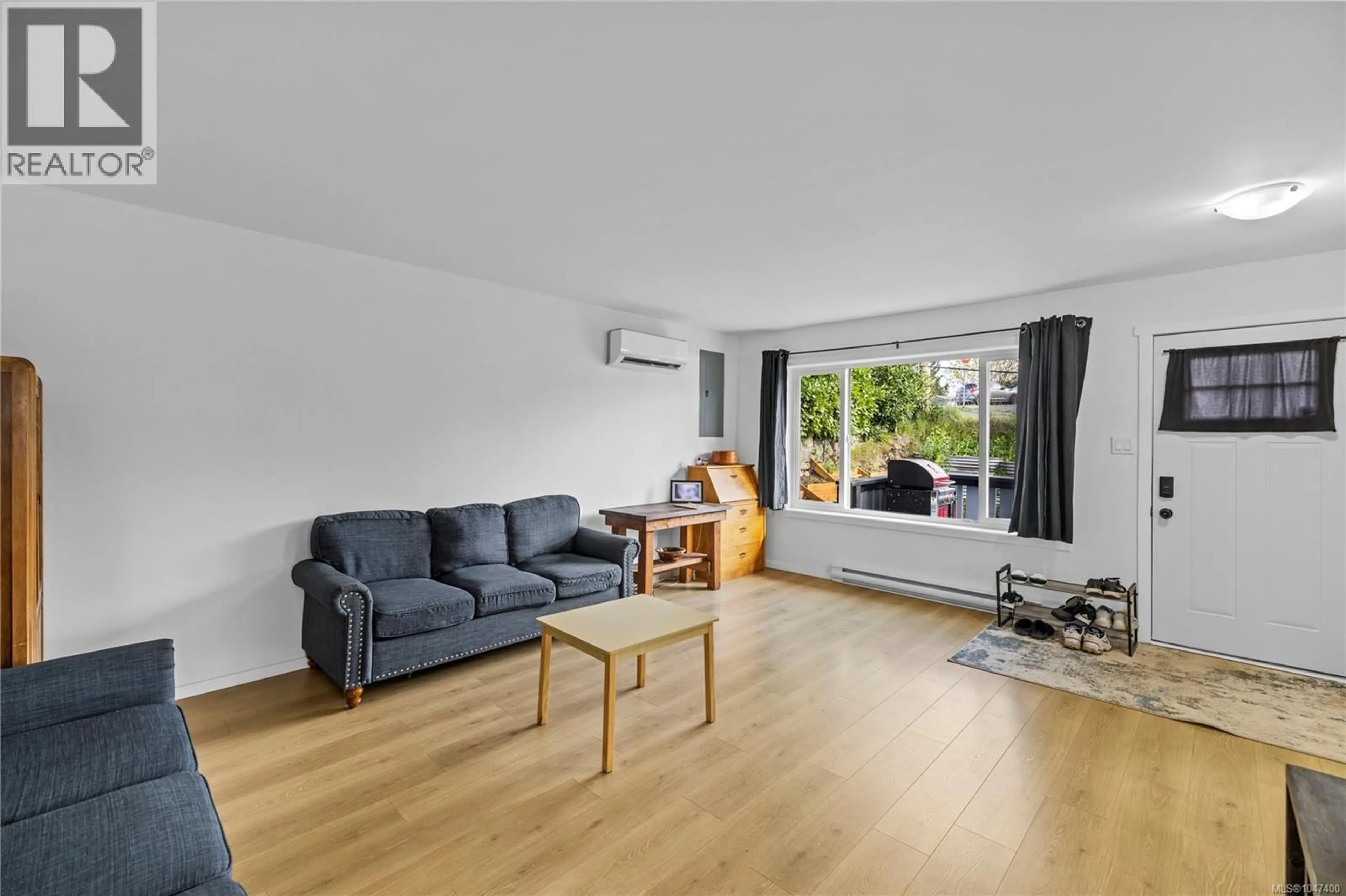 Living room with furniture, unknown for 52 ATHLETIC STREET, Nanaimo British Columbia V9R5N6