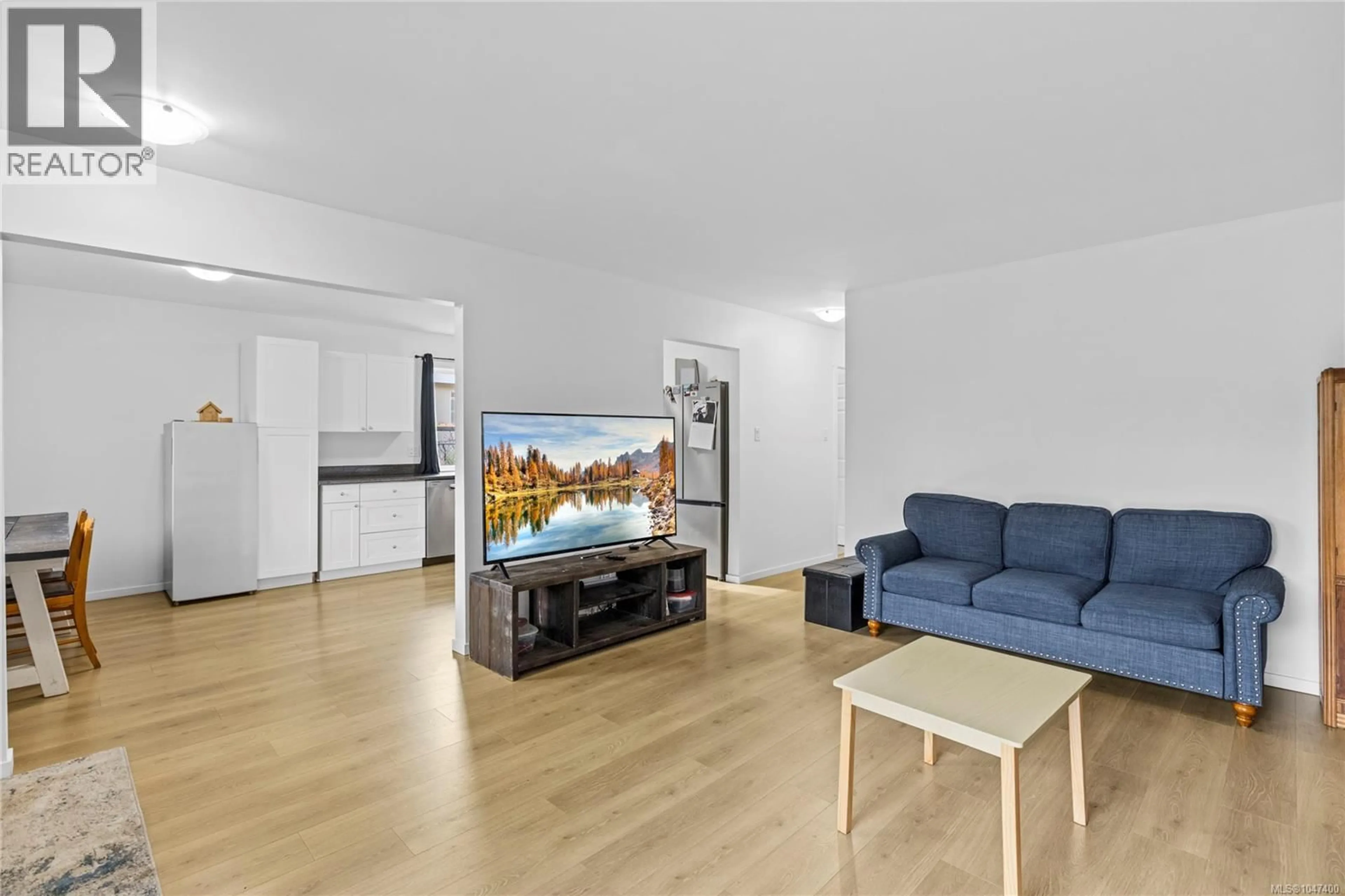 Living room with furniture, unknown for 52 ATHLETIC STREET, Nanaimo British Columbia V9R5N6