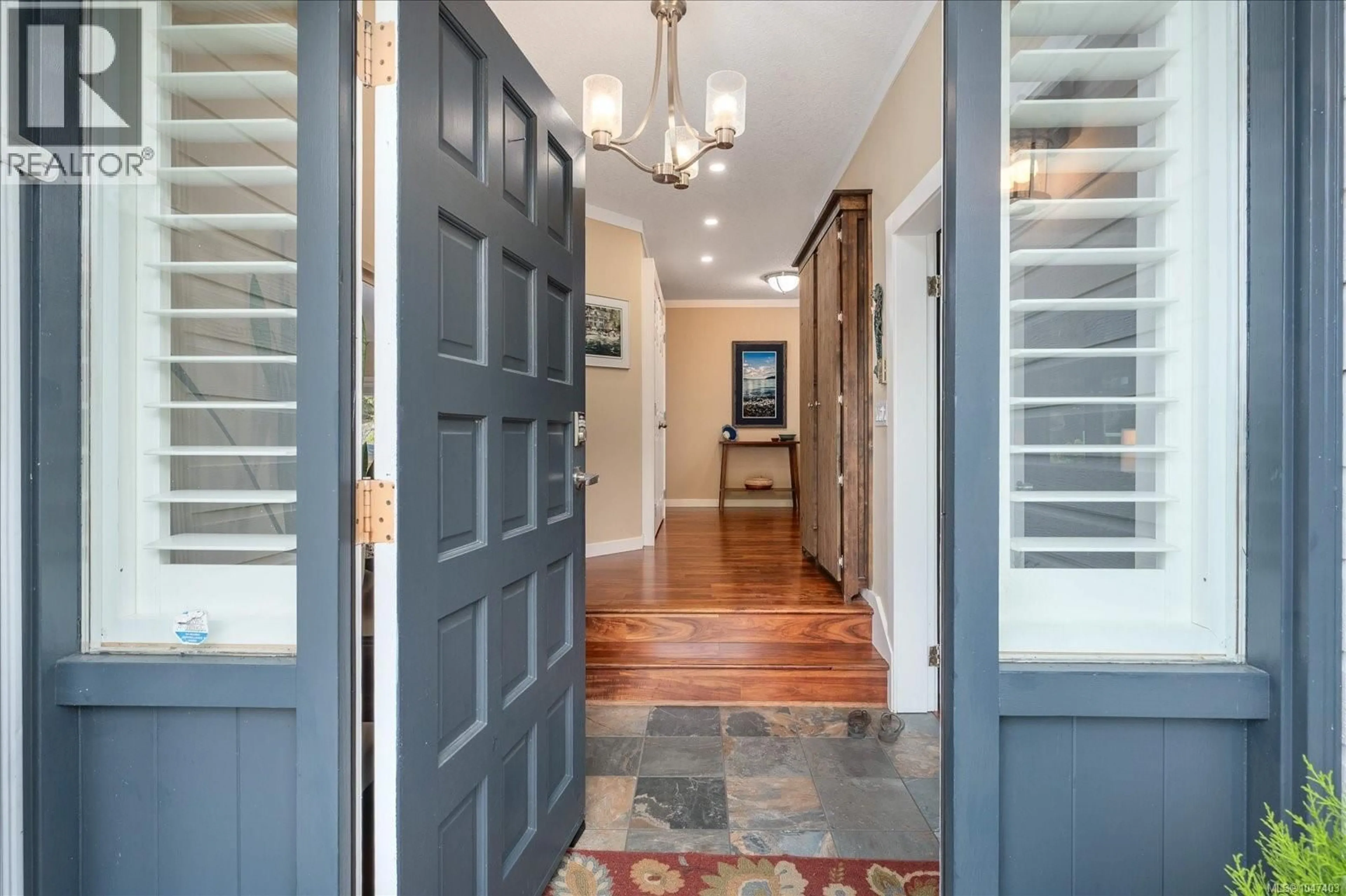Indoor entryway for 6223 ICARUS DRIVE, Nanaimo British Columbia V9V1B8