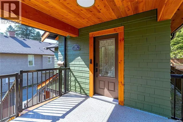 1232 EFFINGHAM STREET, Esquimalt 3