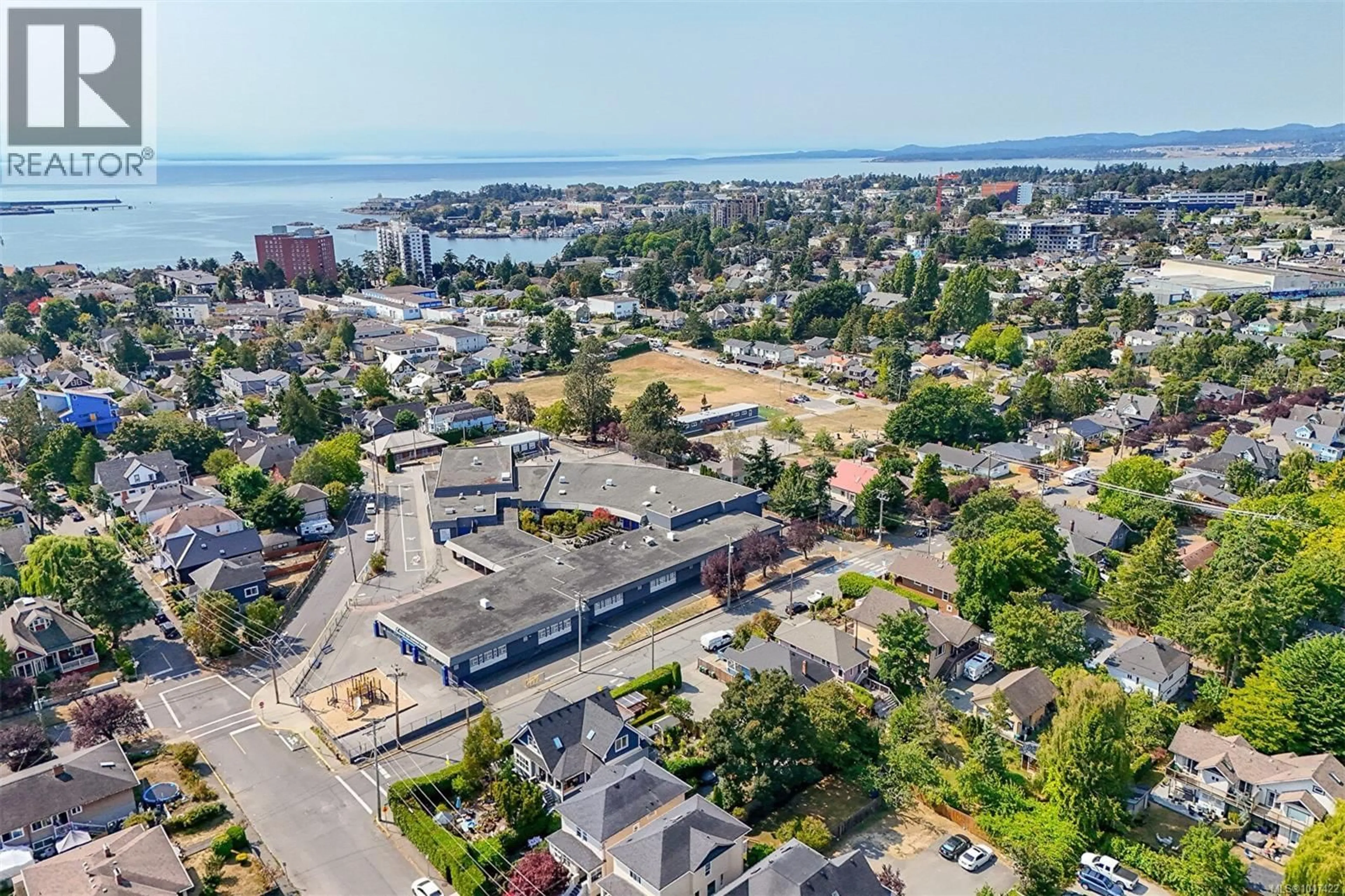 A pic from outside/outdoor area/front of a property/back of a property/a pic from drone, unknown for 540 LANGFORD STREET, Victoria British Columbia V9A3C6