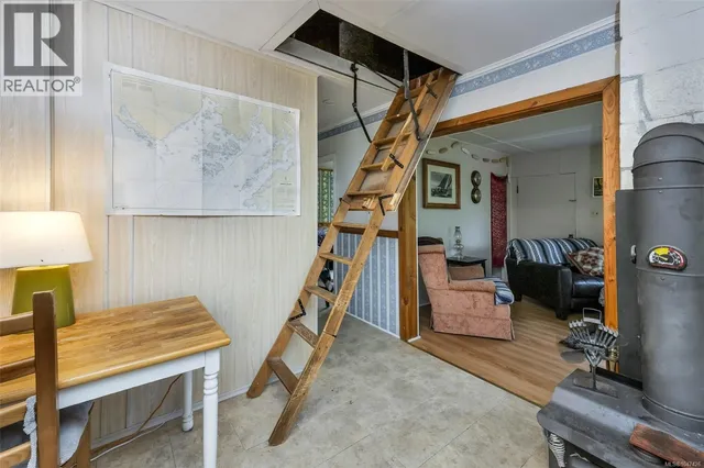 17002 WICKANNINISH ROAD, Port Renfrew 4