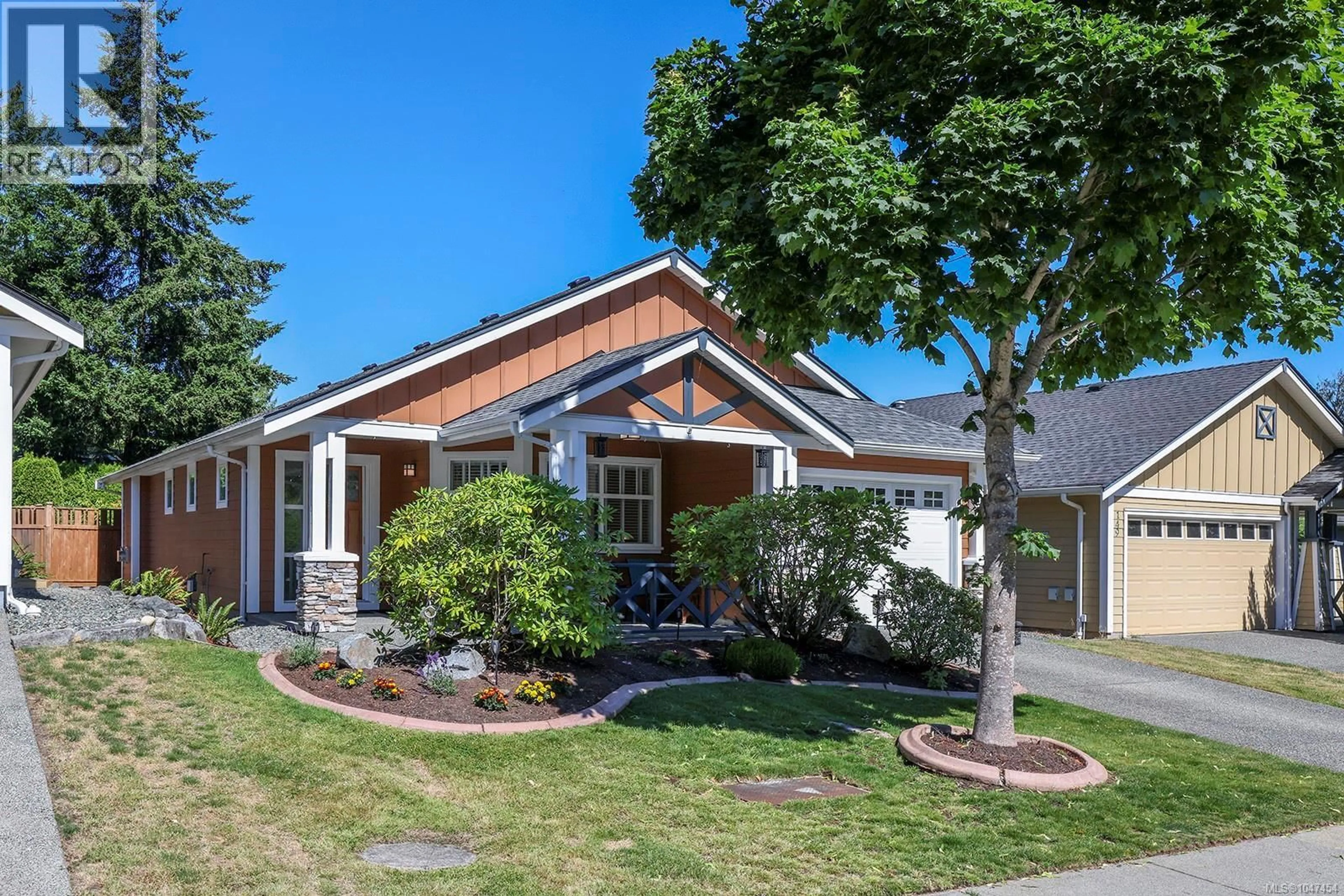 Home with vinyl exterior material, street for 145 MERIDIAN WAY, Parksville British Columbia V9P2Z2