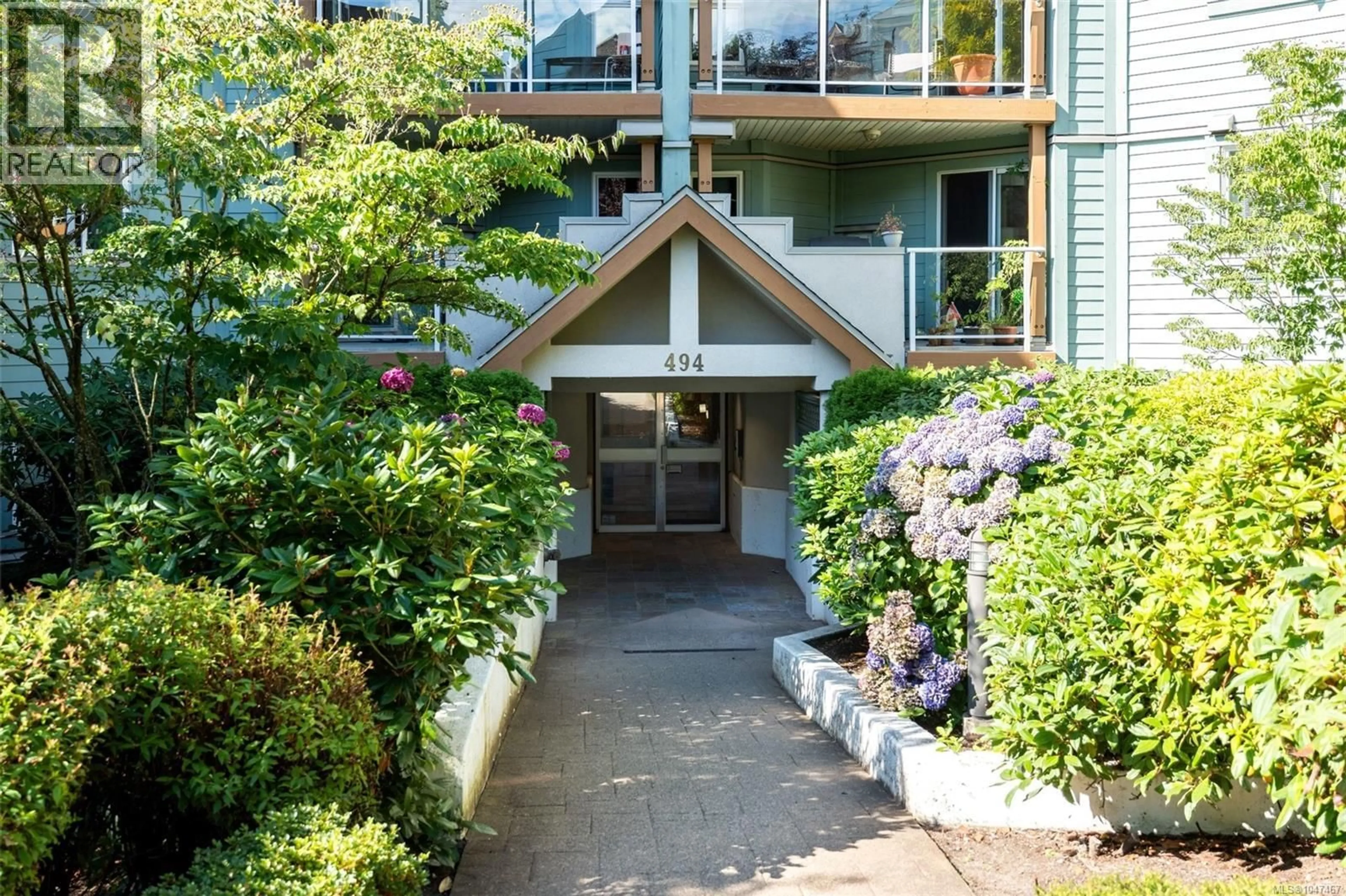 Unknown for 103 - 494 MARSETT PLACE, Saanich British Columbia V8Z7J1