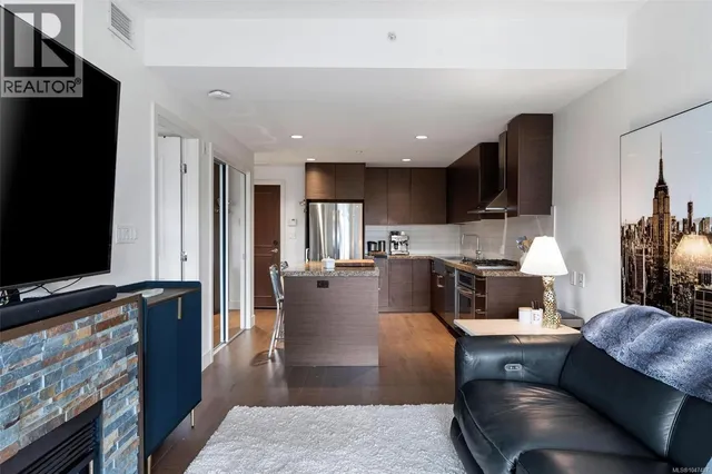 720 - 1400 LYNBURNE PLACE, Langford 5