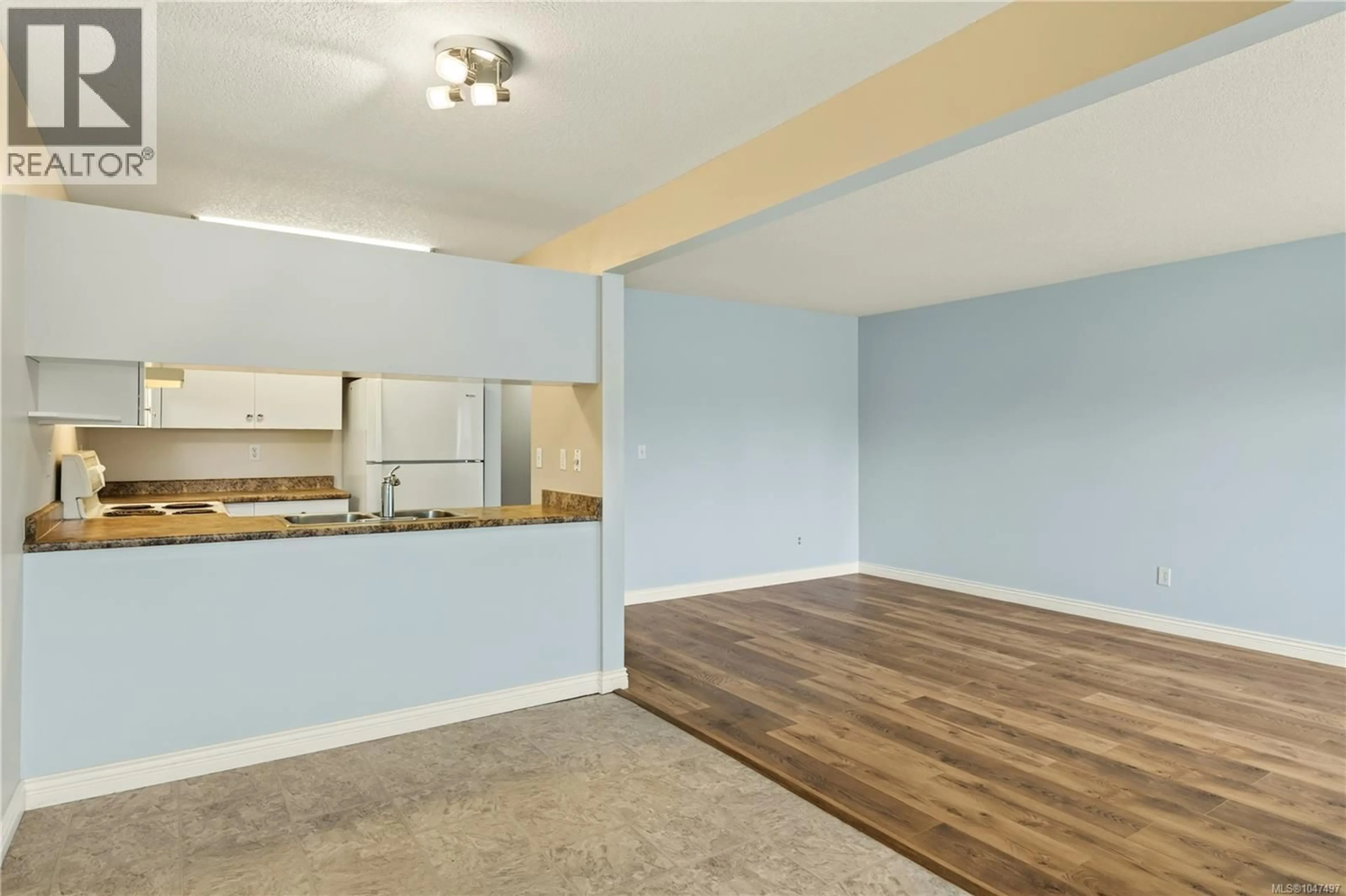 A pic of a room for 1 - 274 HARWELL ROAD, Nanaimo British Columbia V9R6V1