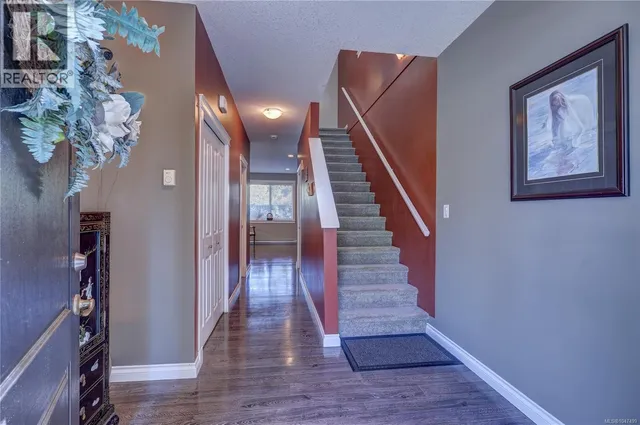 1966 CAMAS ROAD, Nanaimo 4
