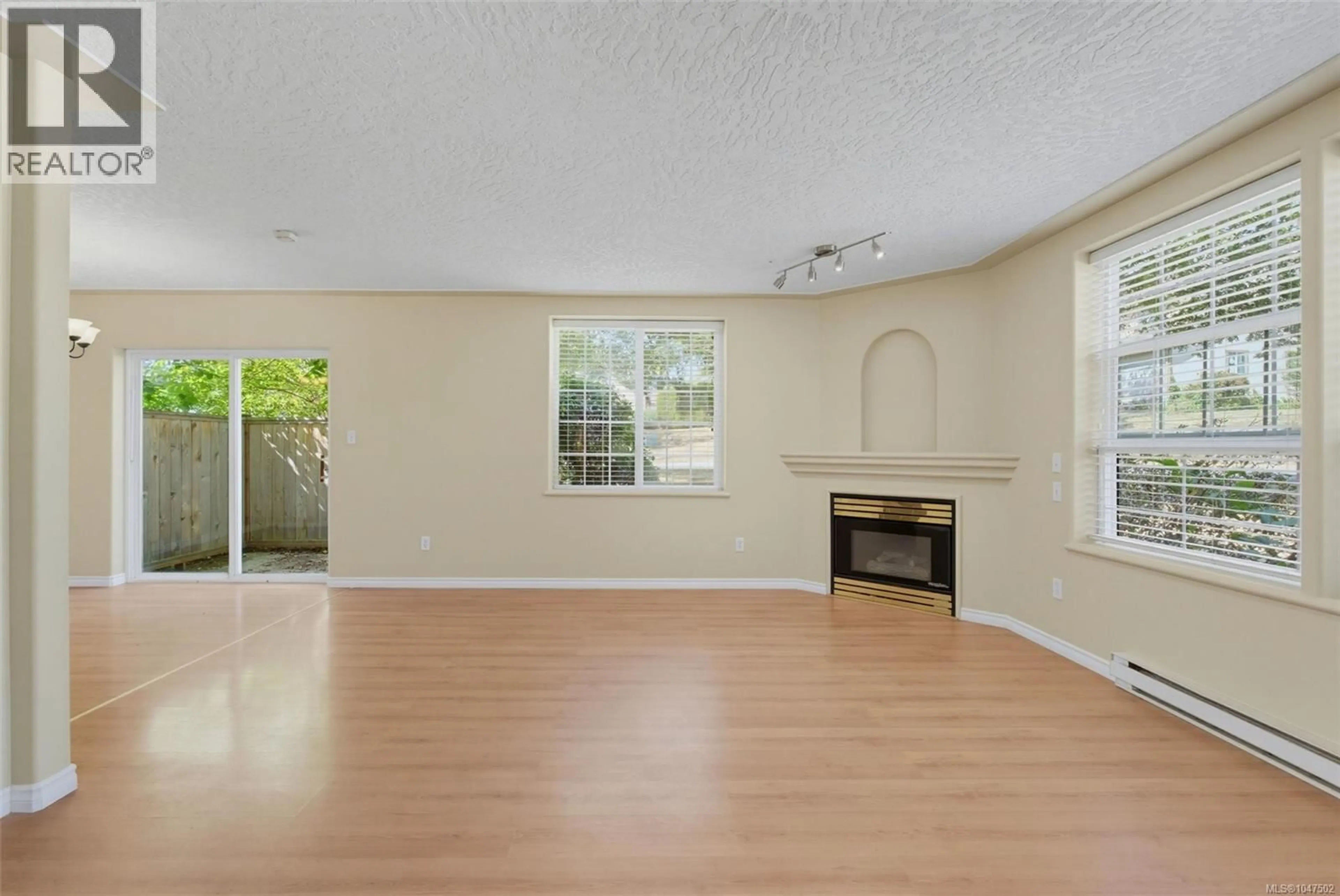 A pic of a room for 637 JOLLY PLACE, Saanich British Columbia V8Z6R9