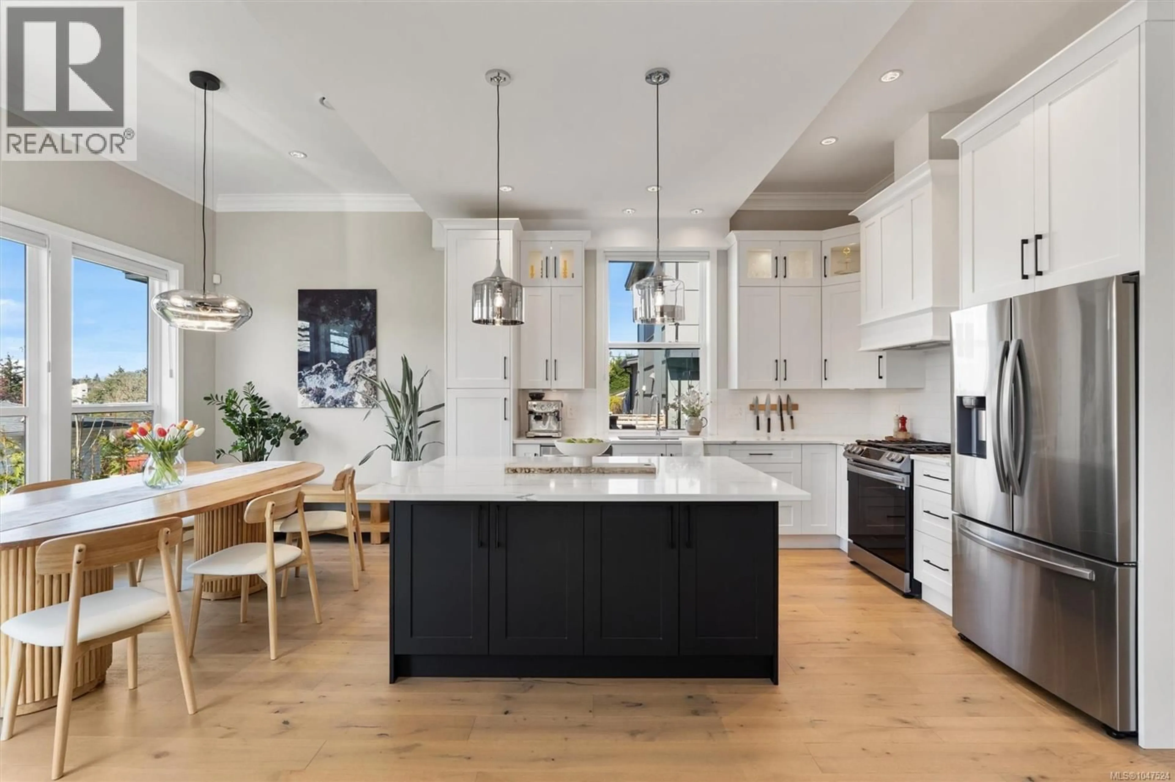 Open concept kitchen, unknown for 932 ARCADIA STREET, Esquimalt British Columbia V9A5X1