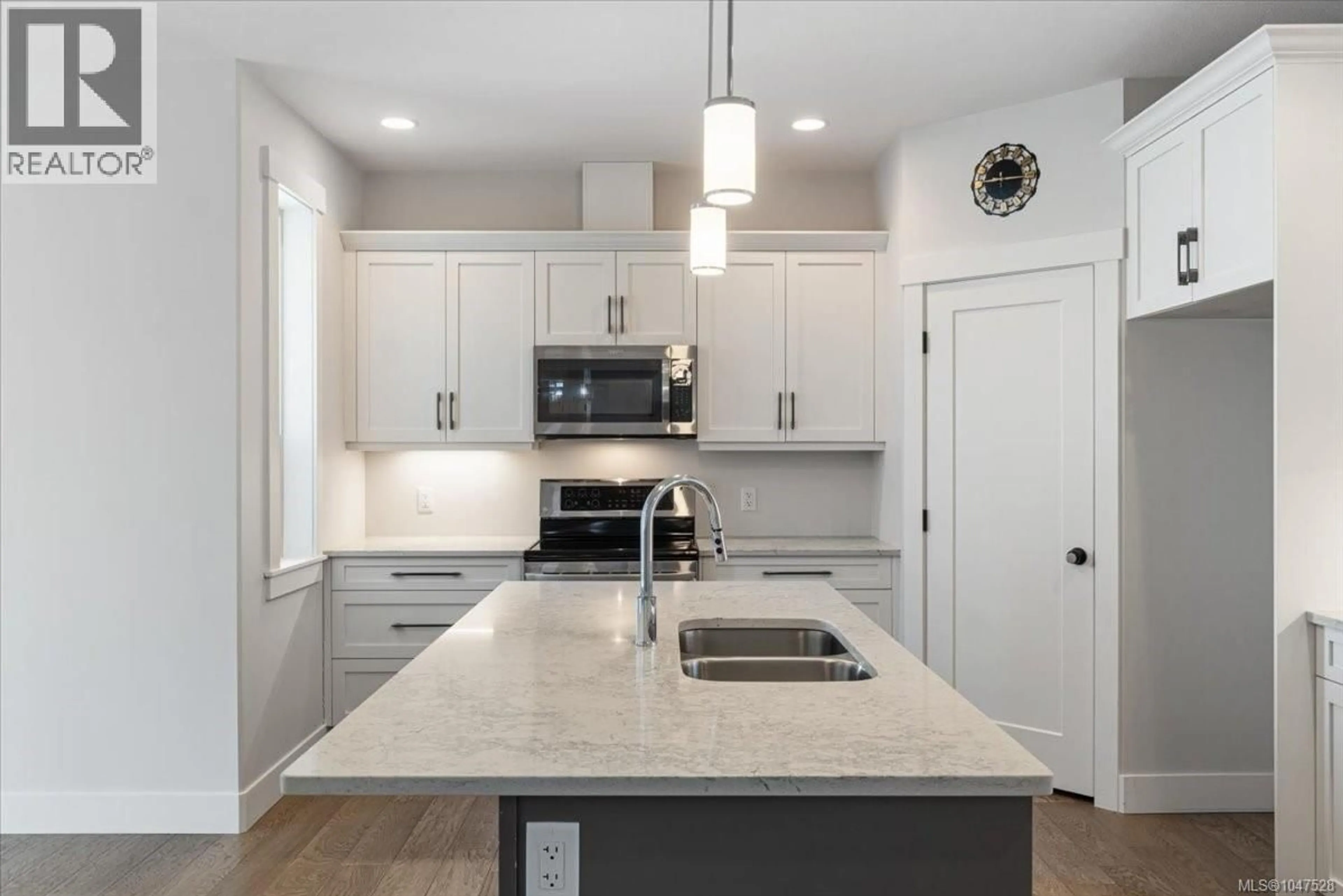 Open concept kitchen, unknown for 3825 MARJORIE WAY, Nanaimo British Columbia V9T0K3