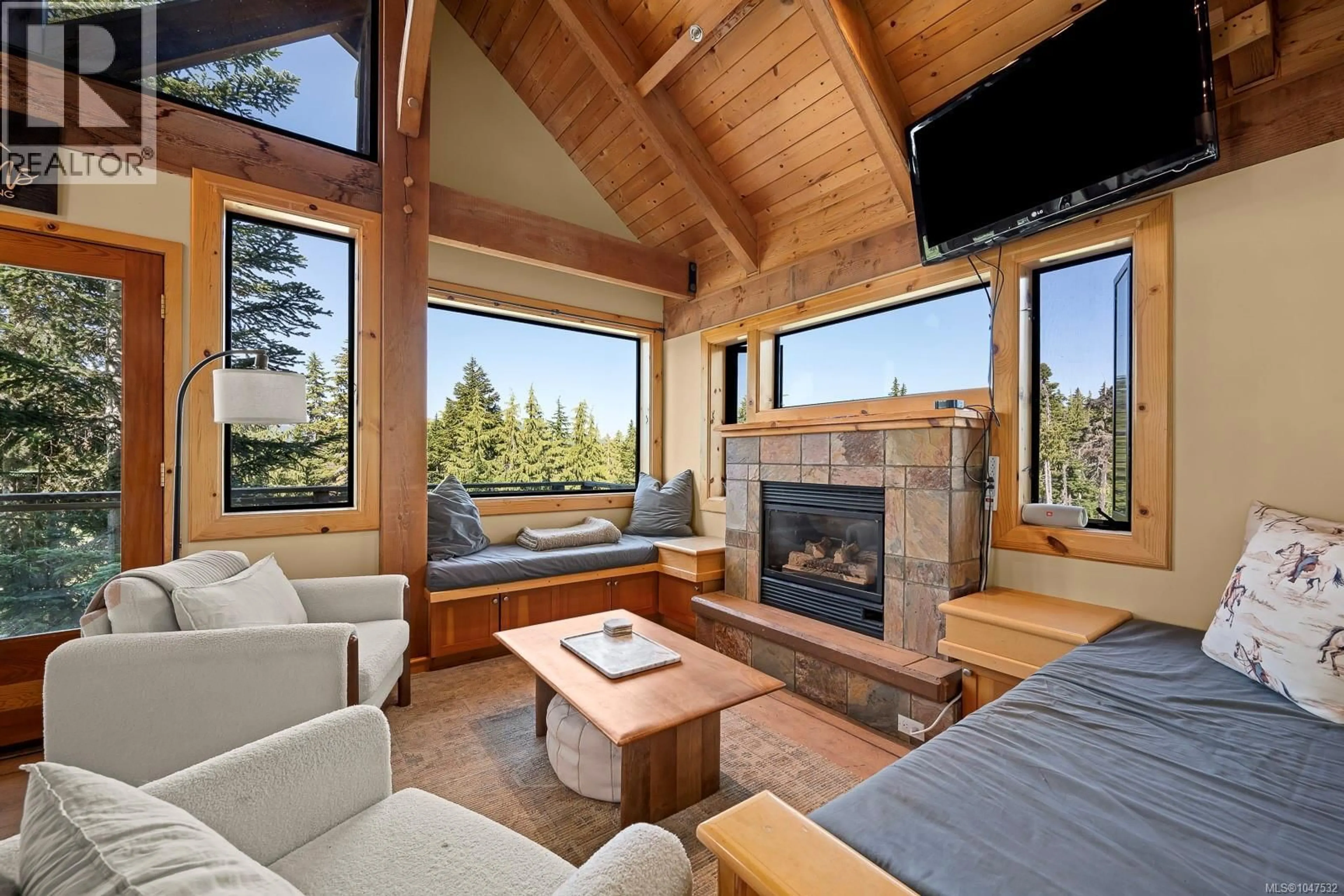 Living room with furniture, unknown for A - 1381 HENRY ROAD, Courtenay British Columbia V9N7J3